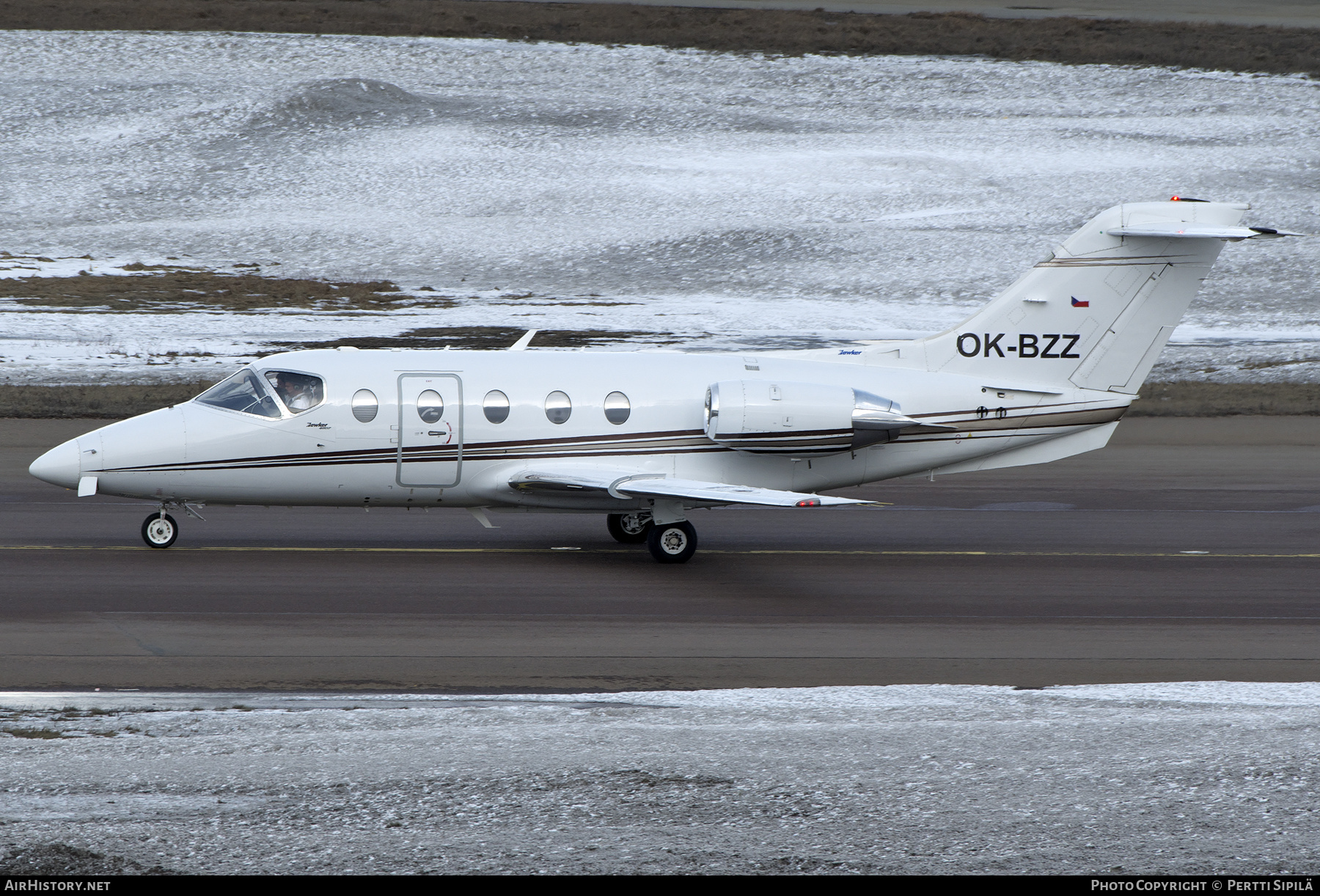 Aircraft Photo of OK-BZZ | Hawker Beechcraft 400XP | AirHistory.net #450467