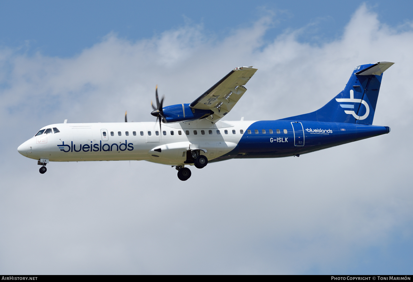 Aircraft Photo of G-ISLK | ATR ATR-72-500 (ATR-72-212A) | Blue Islands | AirHistory.net #450469