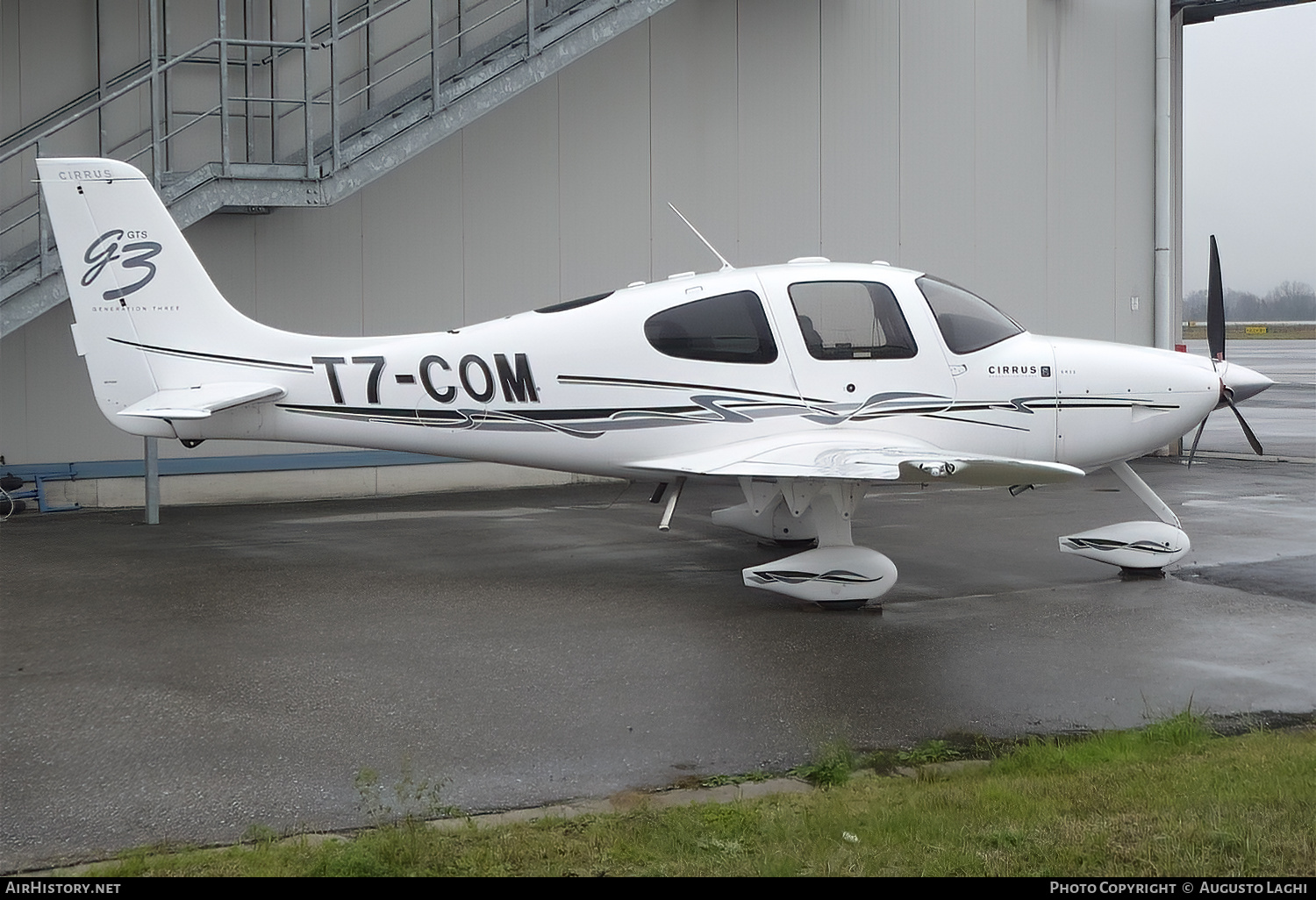 Aircraft Photo of T7-COM | Cirrus SR-22 G3-GTS | AirHistory.net #450488