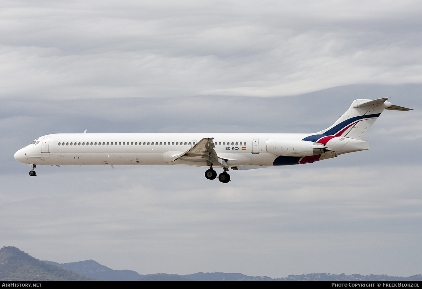 Aircraft Photo of EC-KCX | McDonnell Douglas MD-83 (DC-9-83) | Swiftair | AirHistory.net #450510