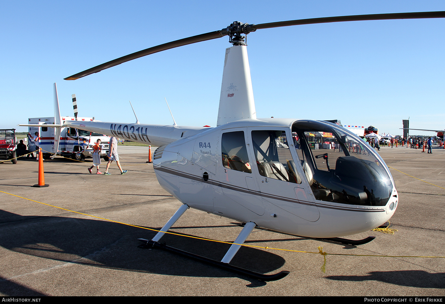 Aircraft Photo of N4031H | Robinson R-44 | AirHistory.net #450535