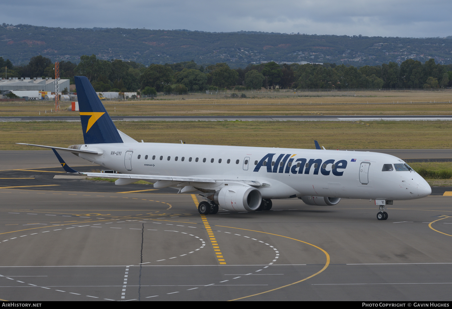 Aircraft Photo of VH-UYI | Embraer 190AR (ERJ-190-100IGW) | Alliance Airlines | AirHistory.net #450584