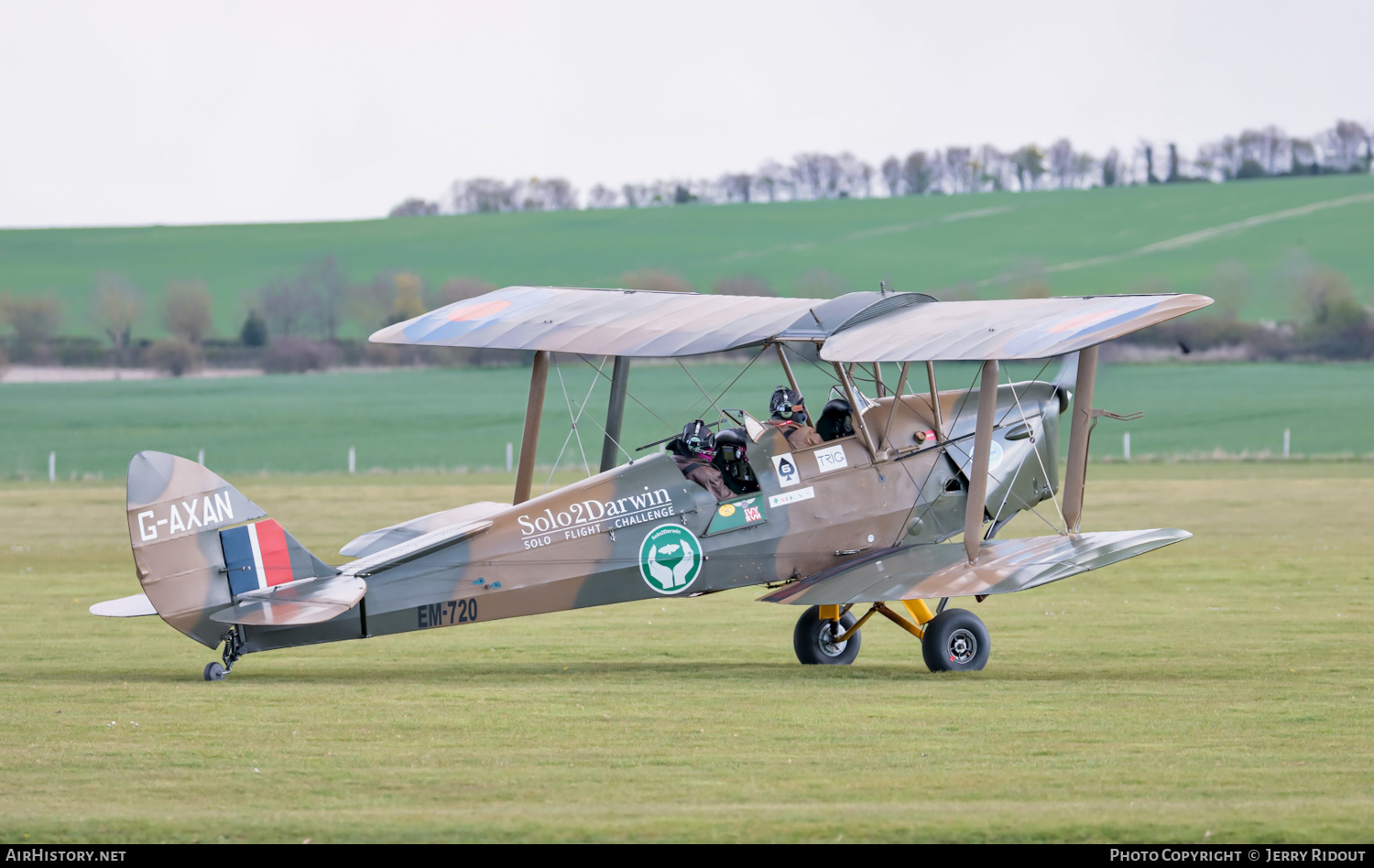 Aircraft Photo of G-AXAN / EM720 | De Havilland D.H. 82A Tiger Moth II | UK - Air Force | AirHistory.net #450611