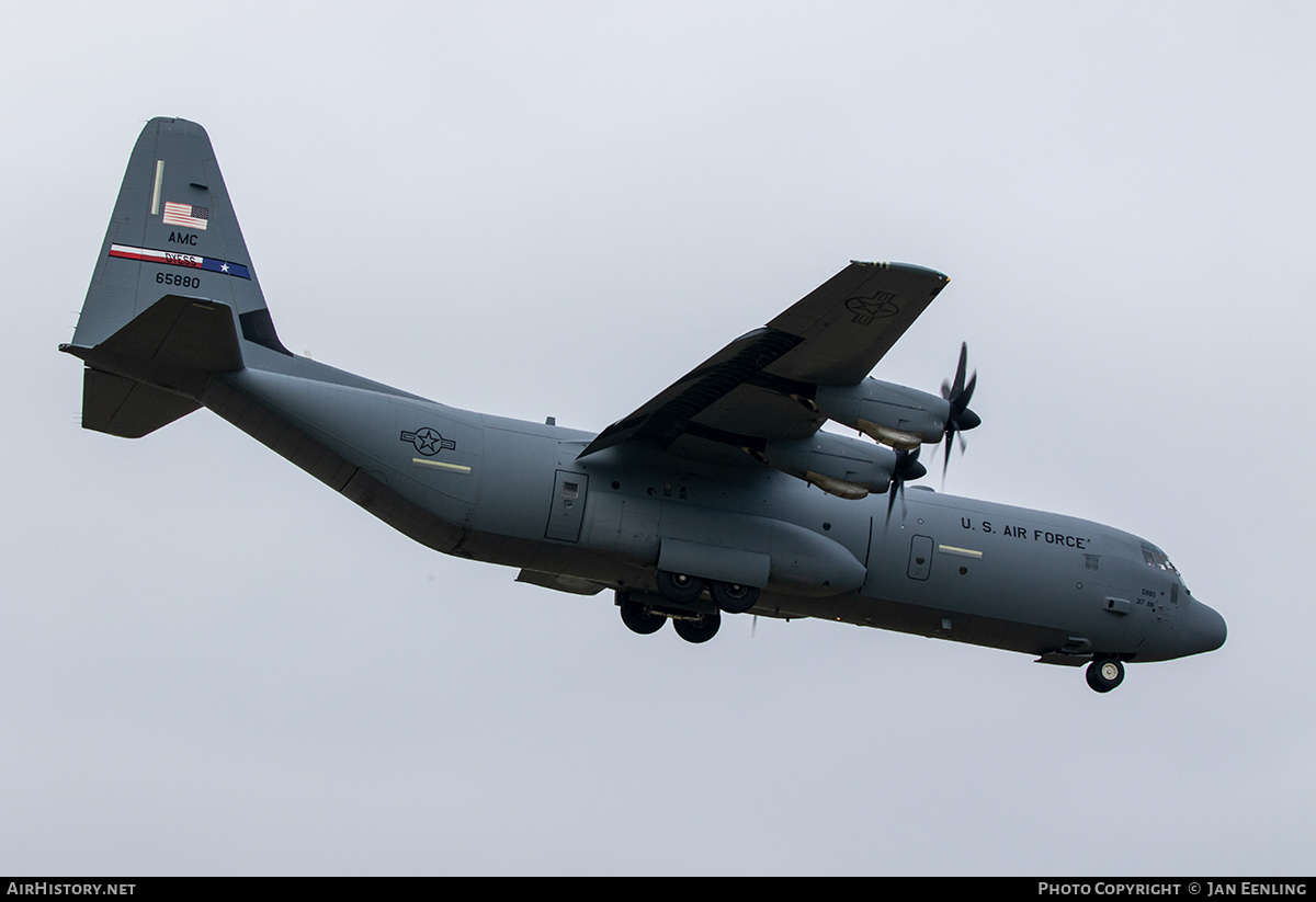 Aircraft Photo of 16-5880 / 65880 | Lockheed Martin C-130J-30 Hercules | USA - Air Force | AirHistory.net #450651