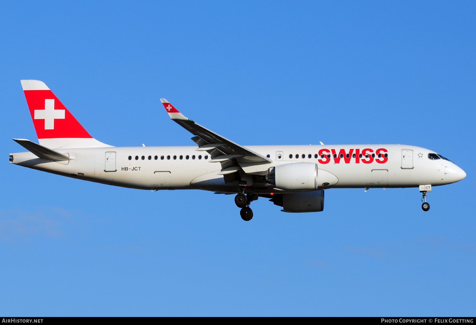 Aircraft Photo of HB-JCT | Airbus A220-371 (BD-500-1A11) | Swiss International Air Lines | AirHistory.net #450765