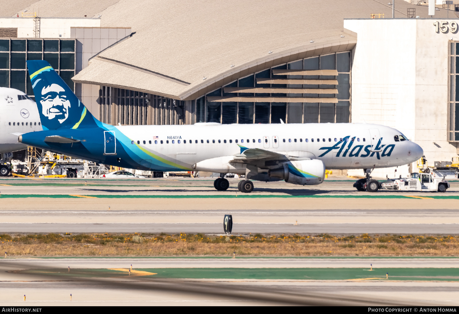 Aircraft Photo of N841VA | Airbus A320-214 | Alaska Airlines | AirHistory.net #450812