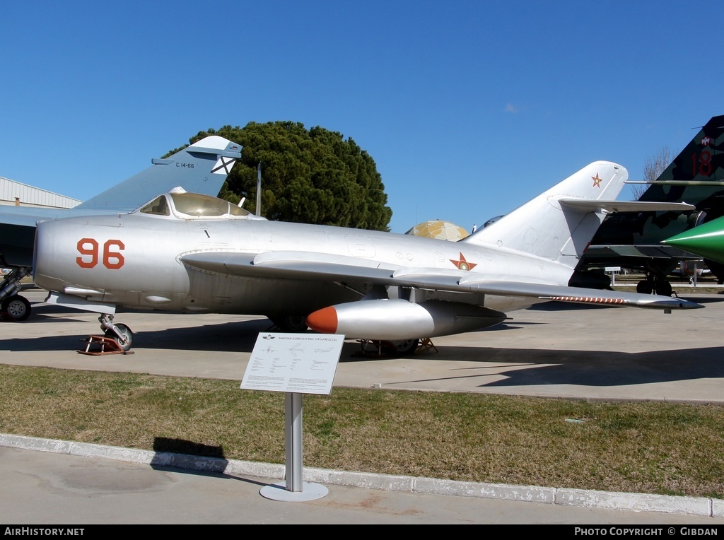 Aircraft Photo of 96 | Mikoyan-Gurevich MiG-17F | Bulgaria - Air Force | AirHistory.net #450824