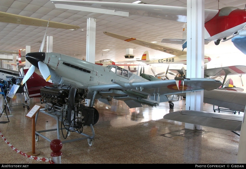 Aircraft Photo of C.4J-10 | Hispano HA-1112-K1L Tripala | Spain - Air Force | AirHistory.net #450871