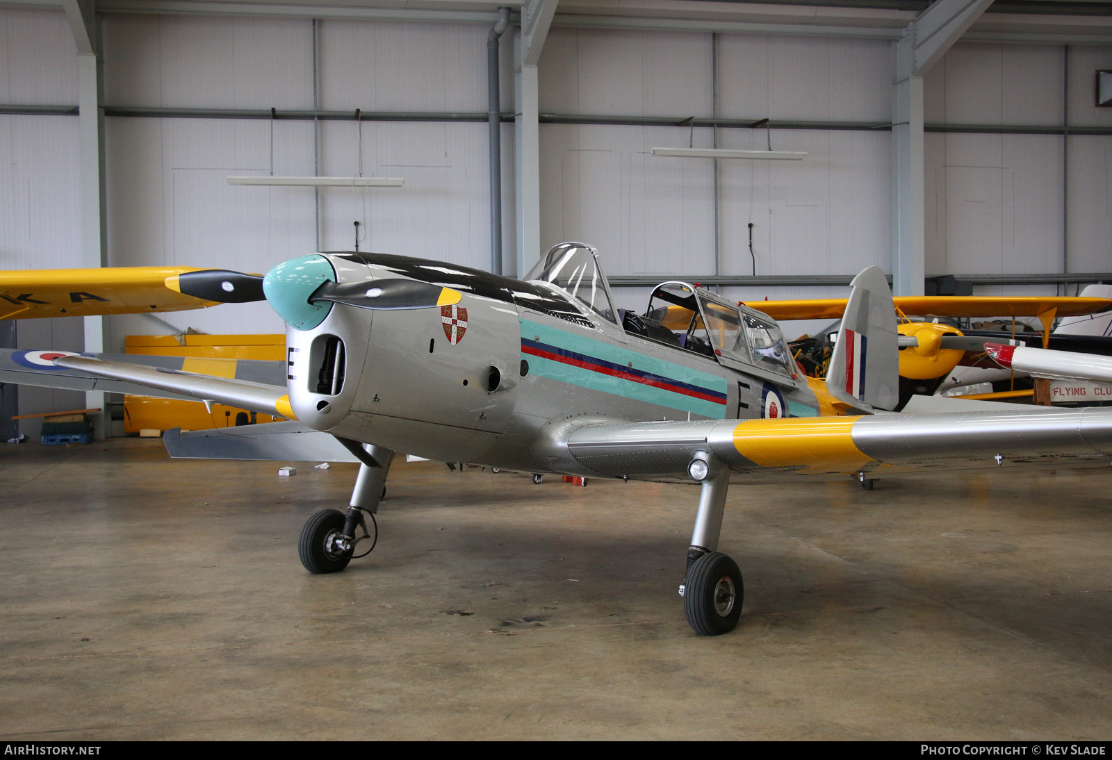 Aircraft Photo of G-AOSK / WB726 | De Havilland DHC-1 Chipmunk Mk22 | UK - Air Force | AirHistory.net #450873