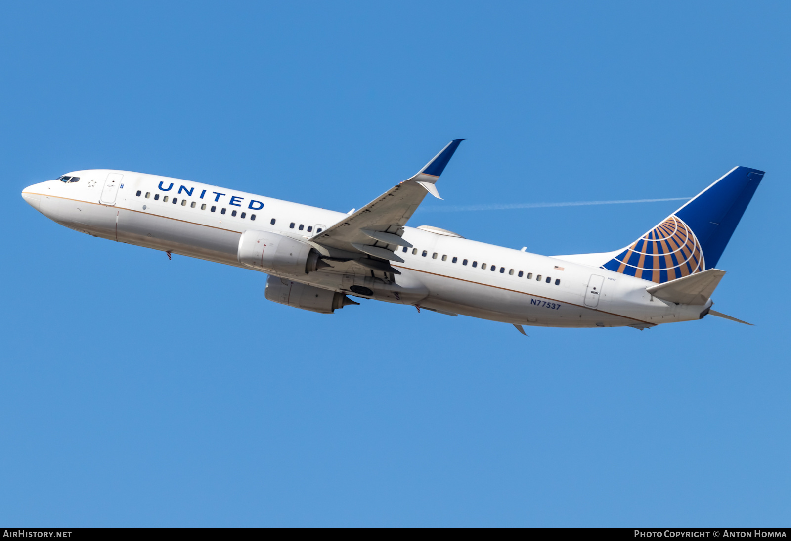 Aircraft Photo of N77537 | Boeing 737-800 | United Airlines | AirHistory.net #450960
