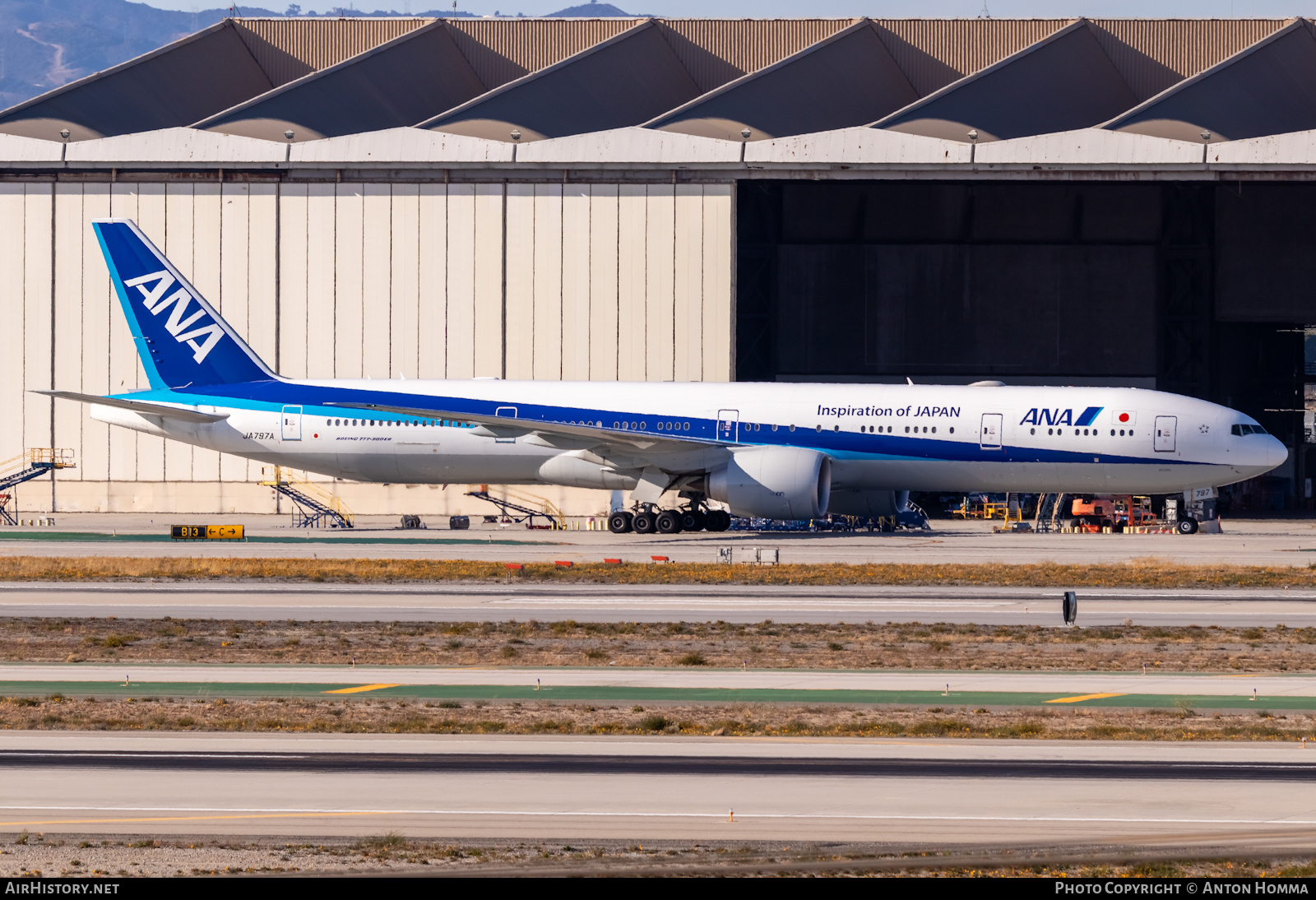 Aircraft Photo of JA797A | Boeing 777-300/ER | All Nippon Airways - ANA | AirHistory.net #450963