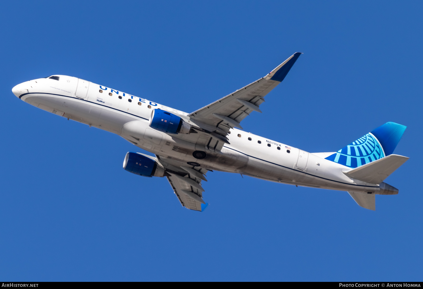 Aircraft Photo of N611UX | Embraer 175LL (ERJ-170-200LL) | United