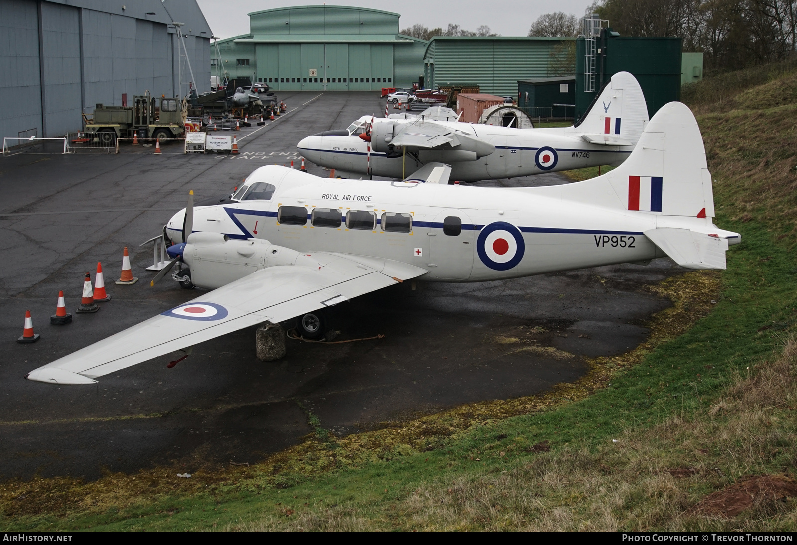 Aircraft Photo of VP952 | De Havilland D.H. 104 Devon C2/2 | UK - Air Force | AirHistory.net #451048