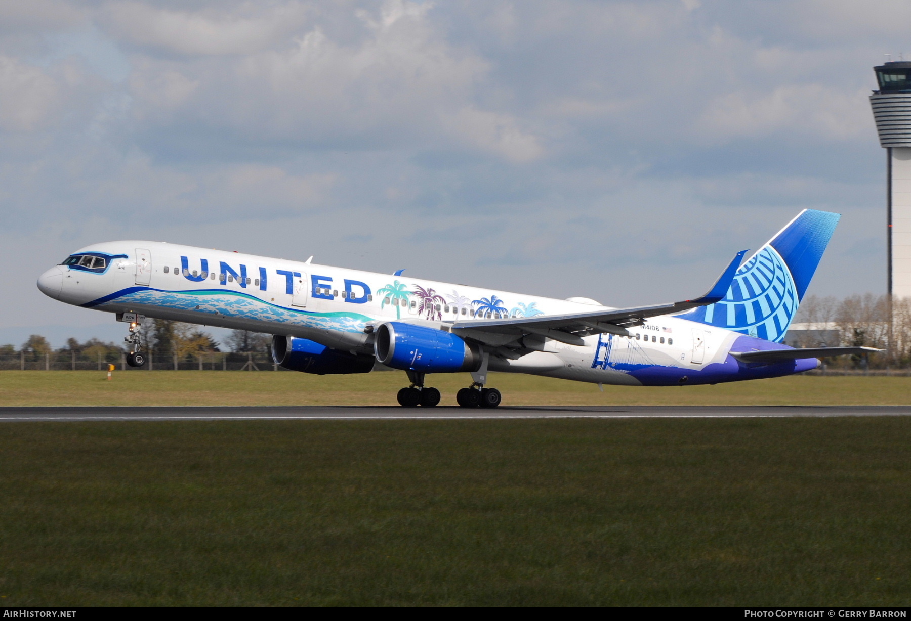 Aircraft Photo of N14106 | Boeing 757-224 | United Airlines | AirHistory.net #451052