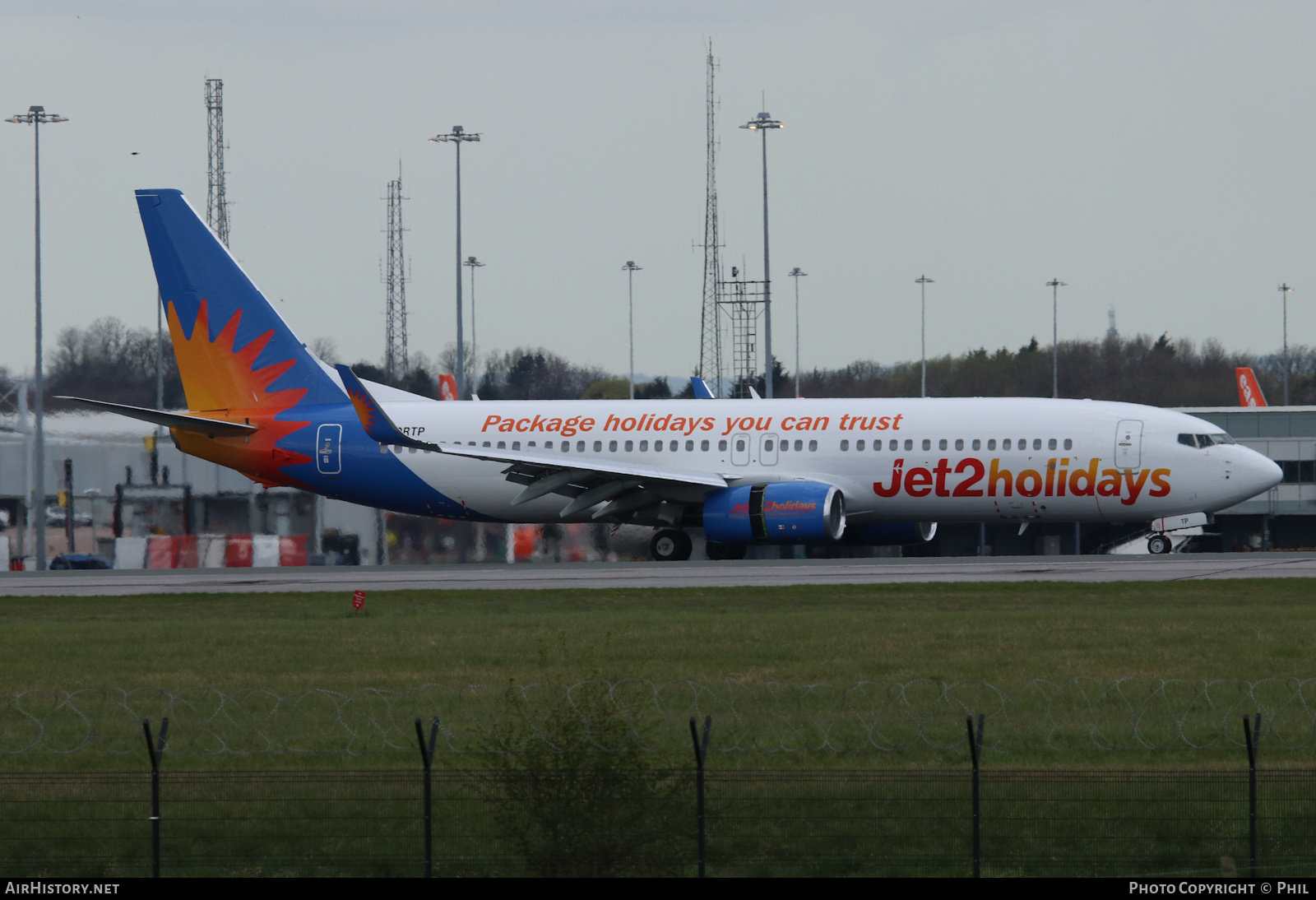 Aircraft Photo of G-DRTP | Boeing 737-8AL | Jet2 Holidays | AirHistory.net #451054