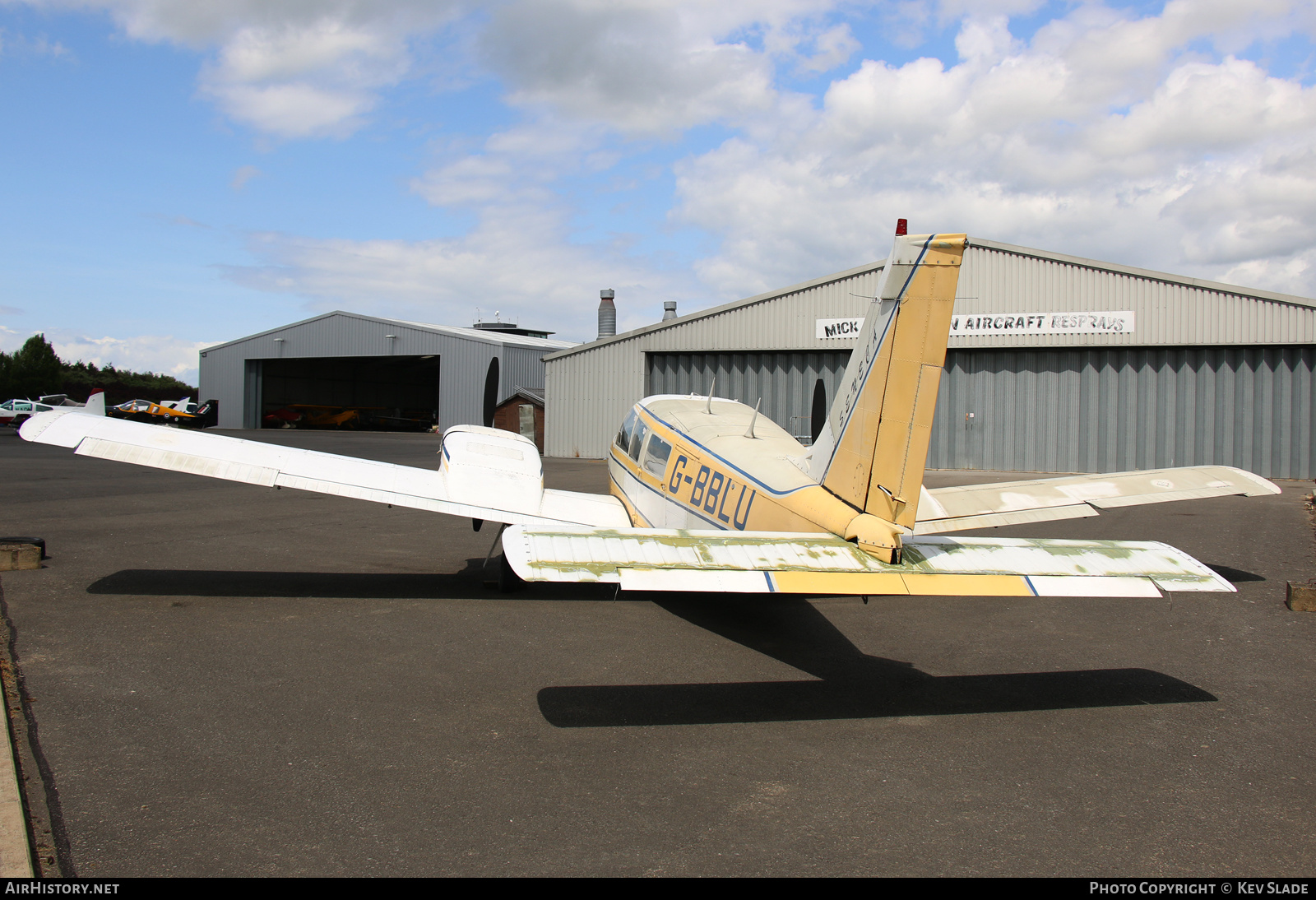 Aircraft Photo of G-BBLU | Piper PA-34-200 Seneca | AirHistory.net #451089