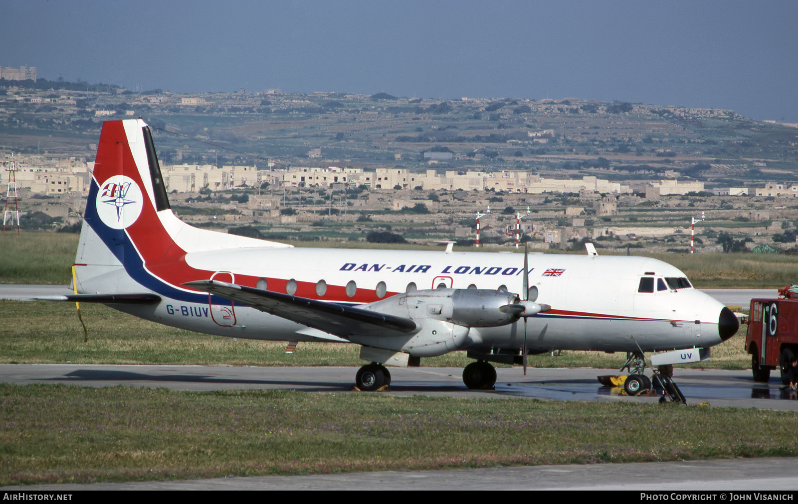 Aircraft Photo of G-BIUV | Hawker Siddeley HS-748 Srs2A/266(LFD) | Dan-Air London | AirHistory.net #451158