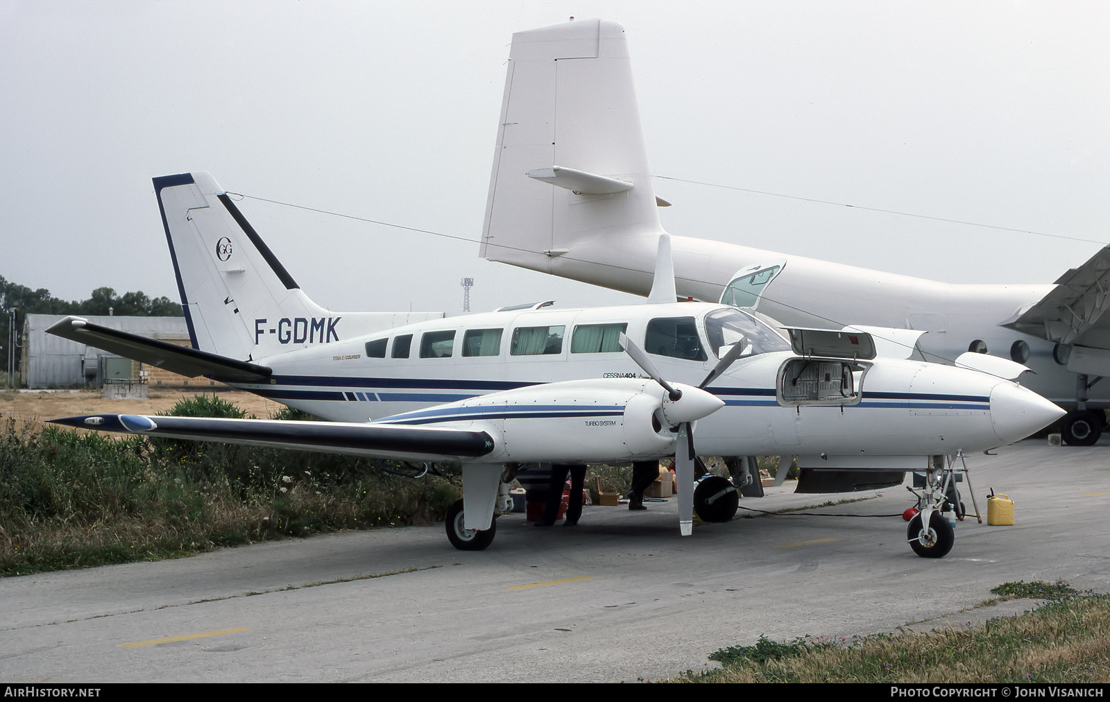 Aircraft Photo of F-GDMK | Cessna 404 Titan Courier II | CGG - Compagnie Générale de Géophysique | AirHistory.net #451159