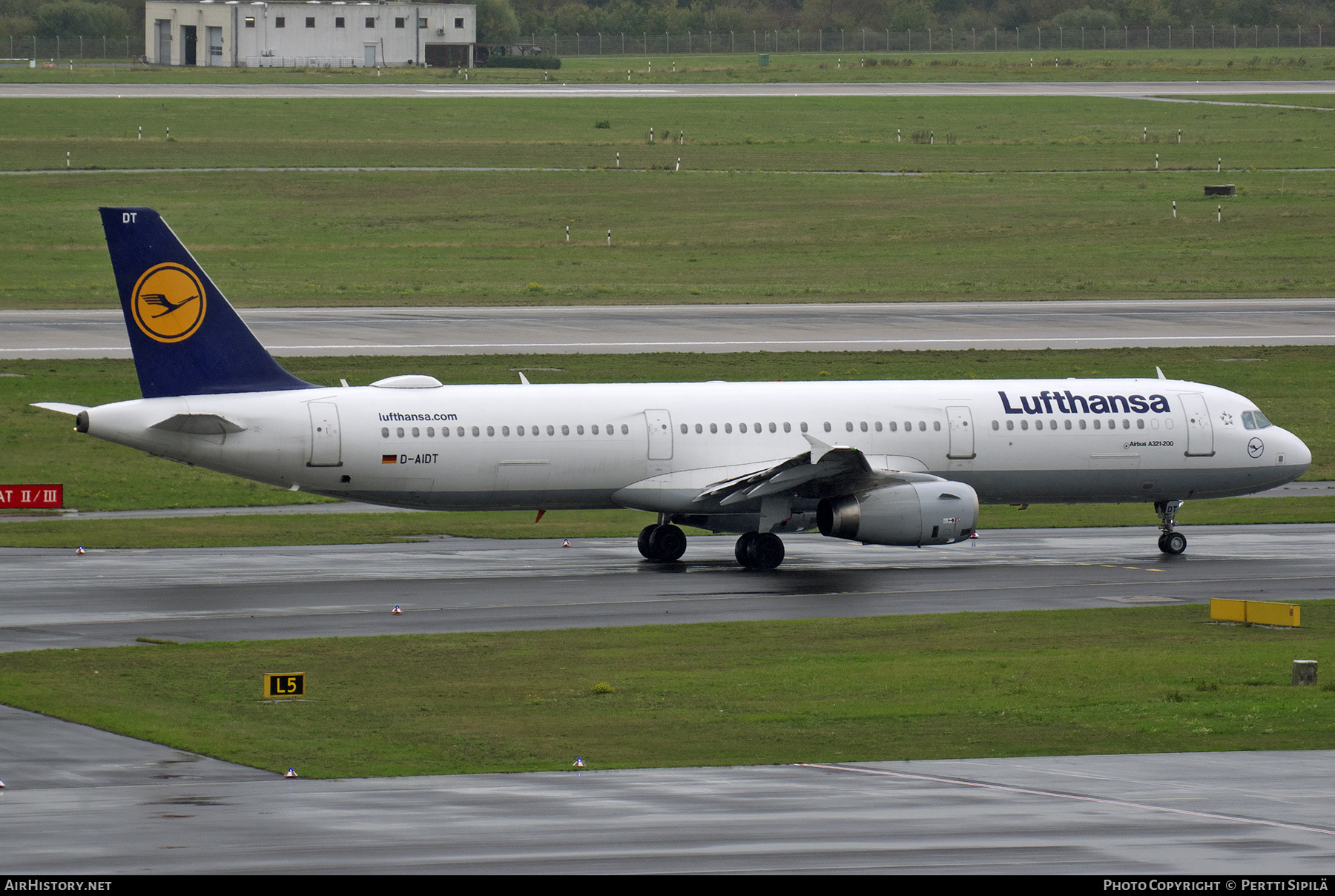 Aircraft Photo of D-AIDT | Airbus A321-231 | Lufthansa | AirHistory.net #451196