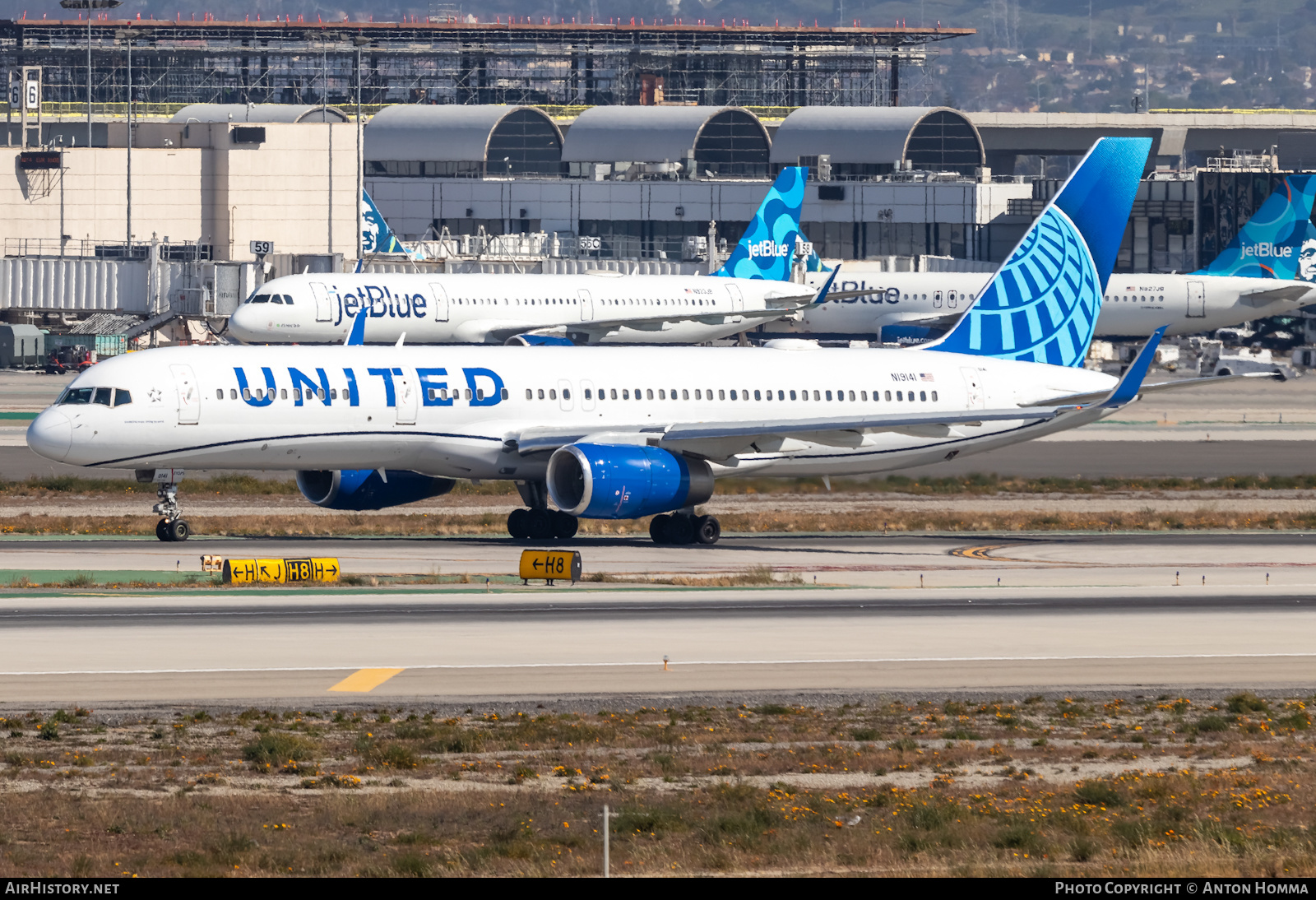 Aircraft Photo of N19141 | Boeing 757-224 | United Airlines | AirHistory.net #451228