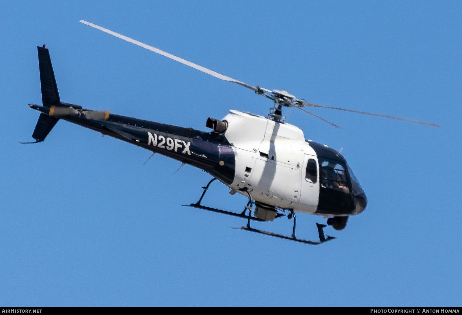 Aircraft Photo of N29FX | Aerospatiale AS-350BA Ecureuil | Helinet Aviation Services | AirHistory.net #451509