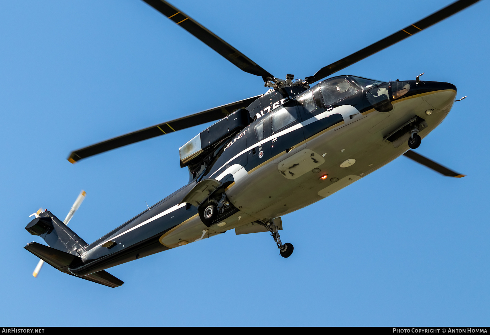 Aircraft Photo of N76FL | Sikorsky S-76B | Helinet Aviation Services | AirHistory.net #451511