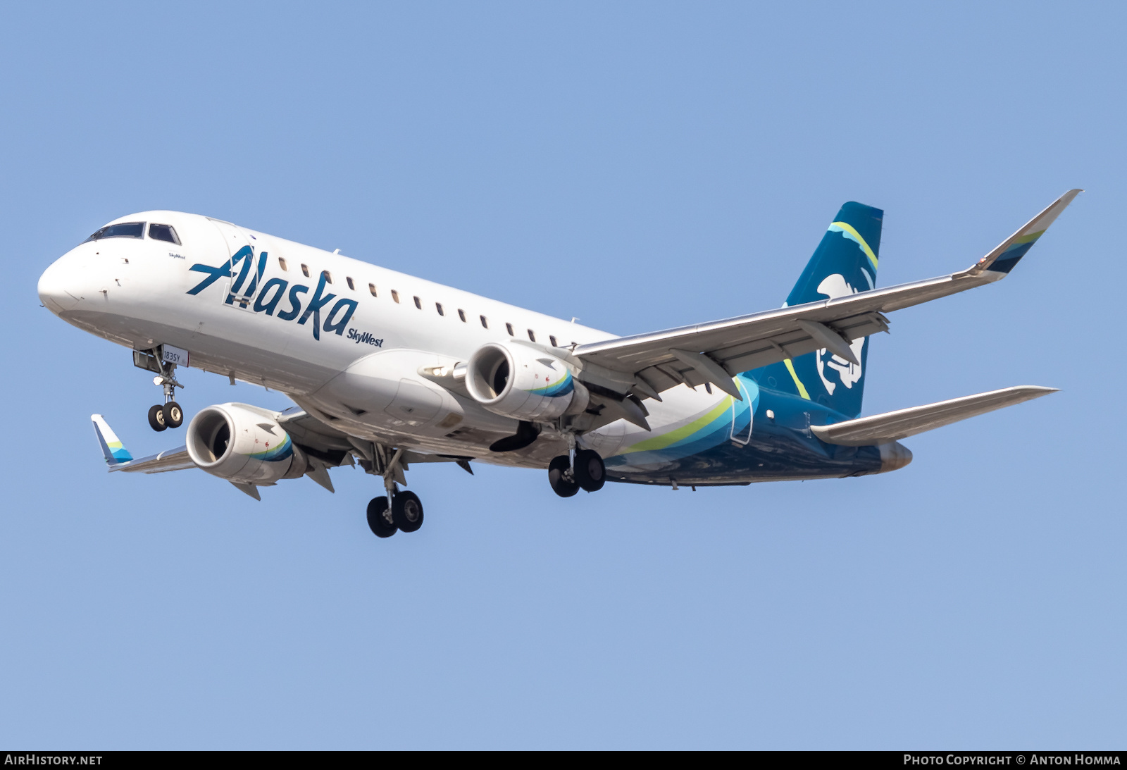Aircraft Photo of N183SY | Embraer 175LR (ERJ-170-200LR) | Alaska Airlines | AirHistory.net #451515