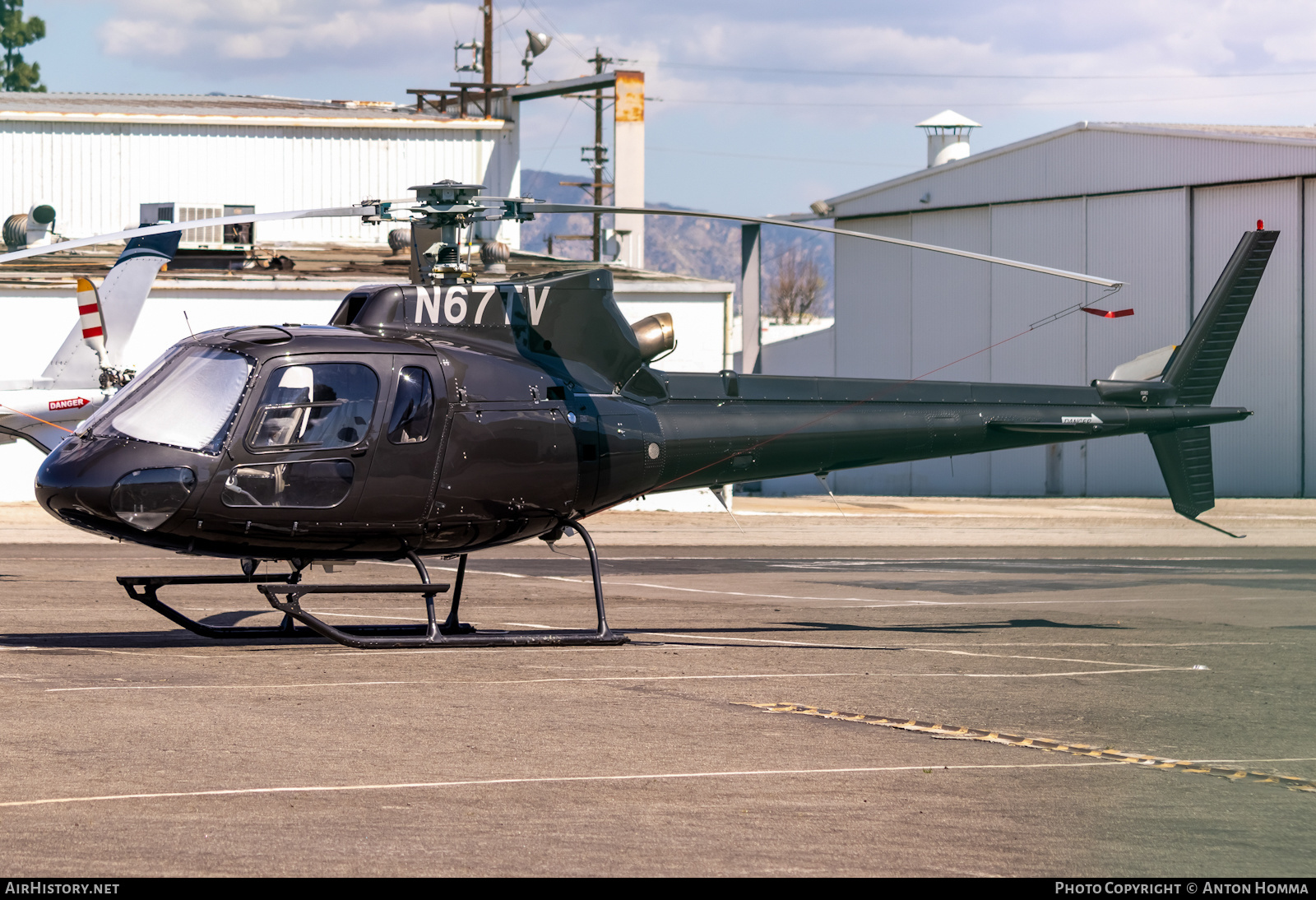 Aircraft Photo of N67TV | Eurocopter AS-350B-2 Ecureuil | Helinet Aviation Services | AirHistory.net #451552