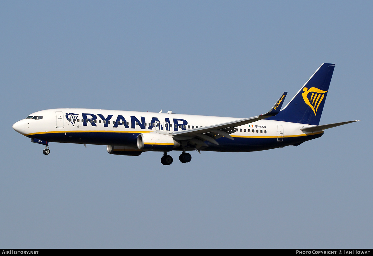 Aircraft Photo of EI-EKR | Boeing 737-8AS | Ryanair | AirHistory.net #451742