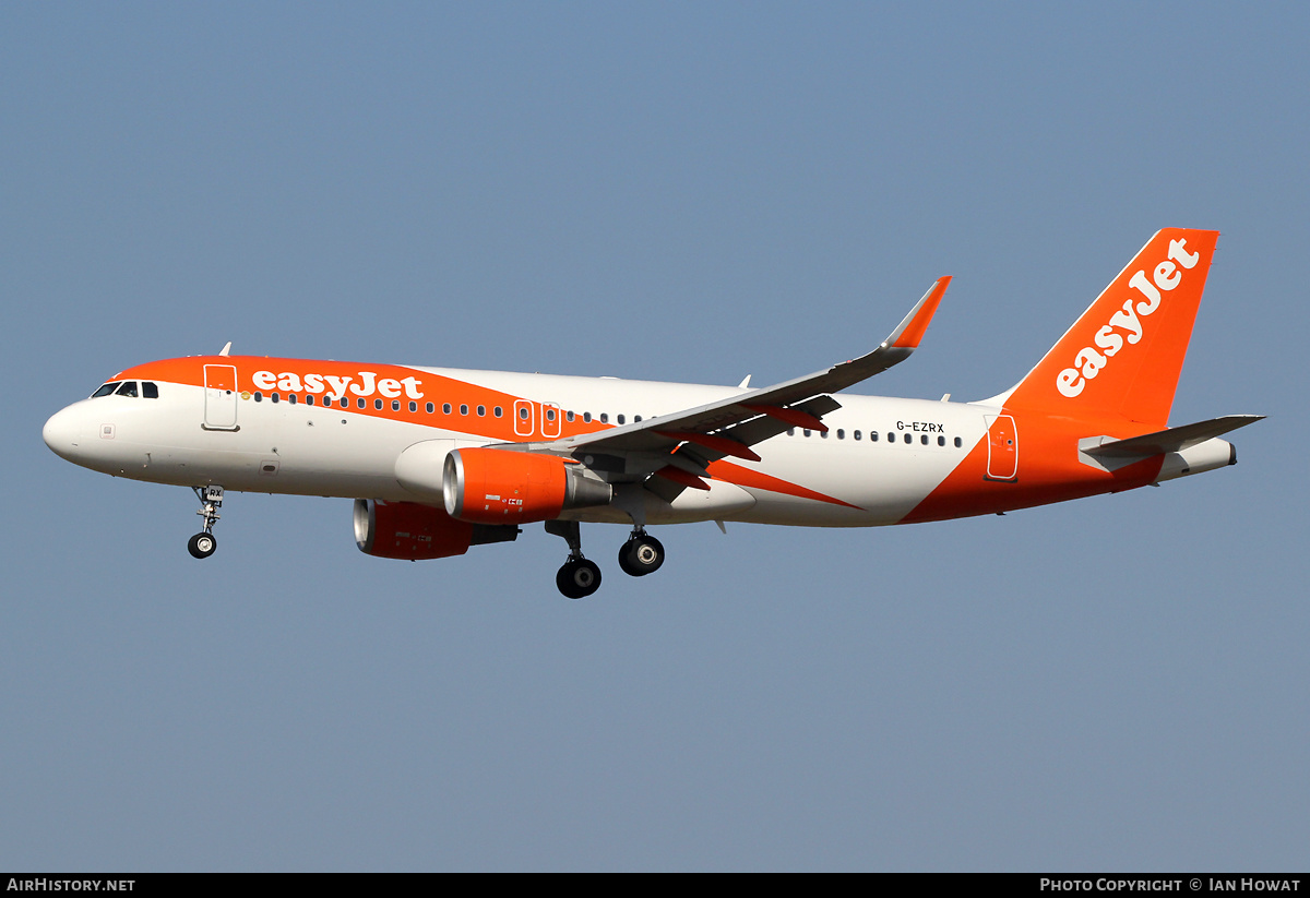 Aircraft Photo of G-EZRX | Airbus A320-214 | EasyJet | AirHistory.net #451747