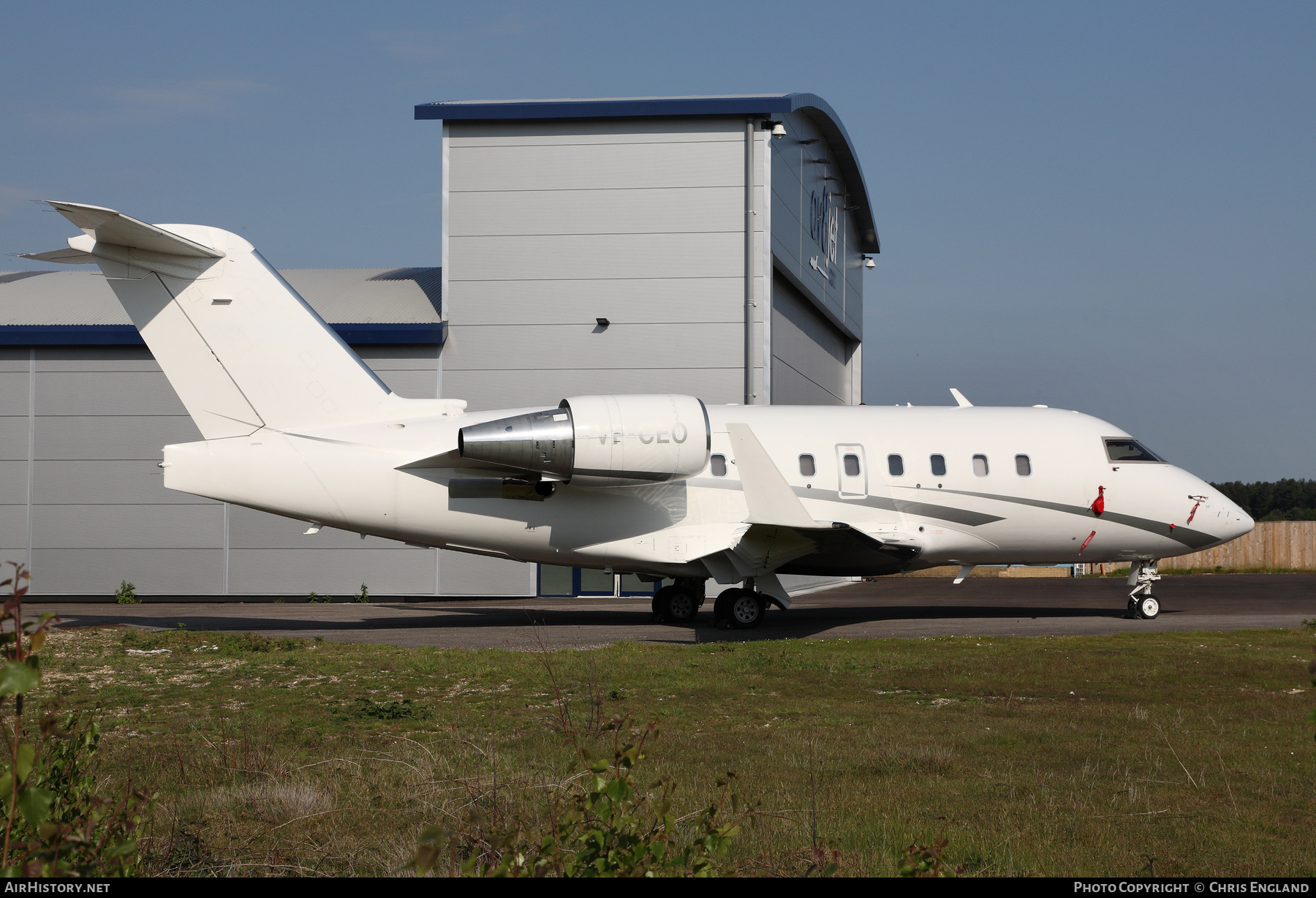Aircraft Photo of VP-CEO | Bombardier Challenger 604 (CL-600-2B16) | AirHistory.net #451772
