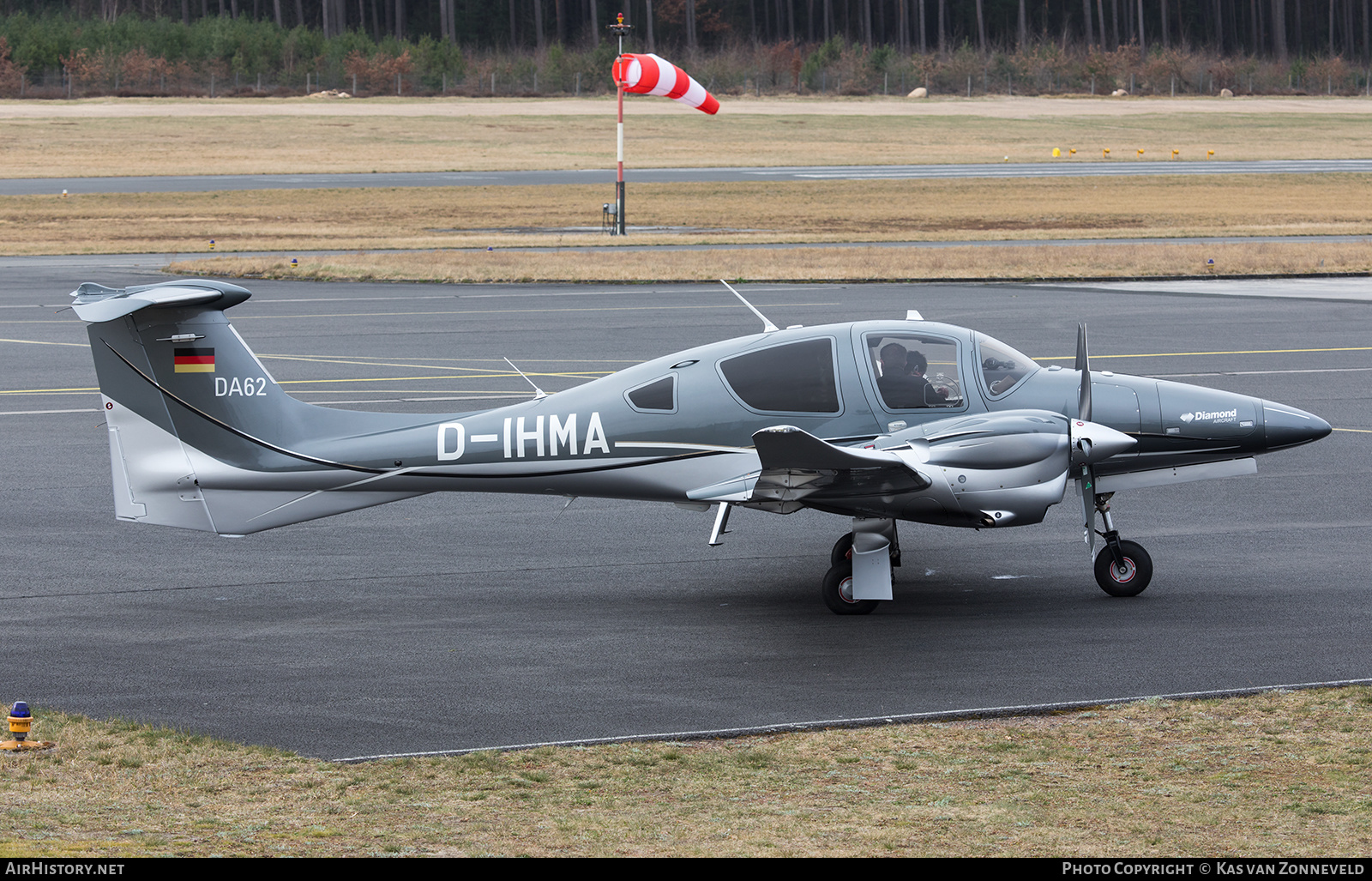 Aircraft Photo of D-IHMA | Diamond DA62 | AirHistory.net #451810