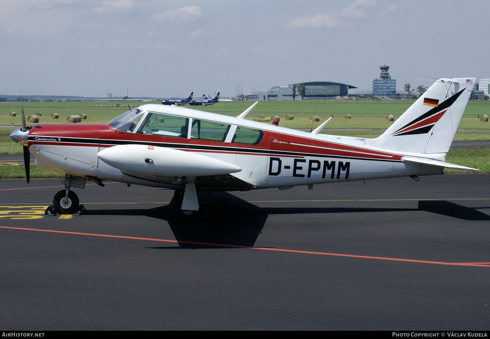 Aircraft Photo of D-EPMM | Piper PA-24-260 Comanche B | AirHistory.net #451894
