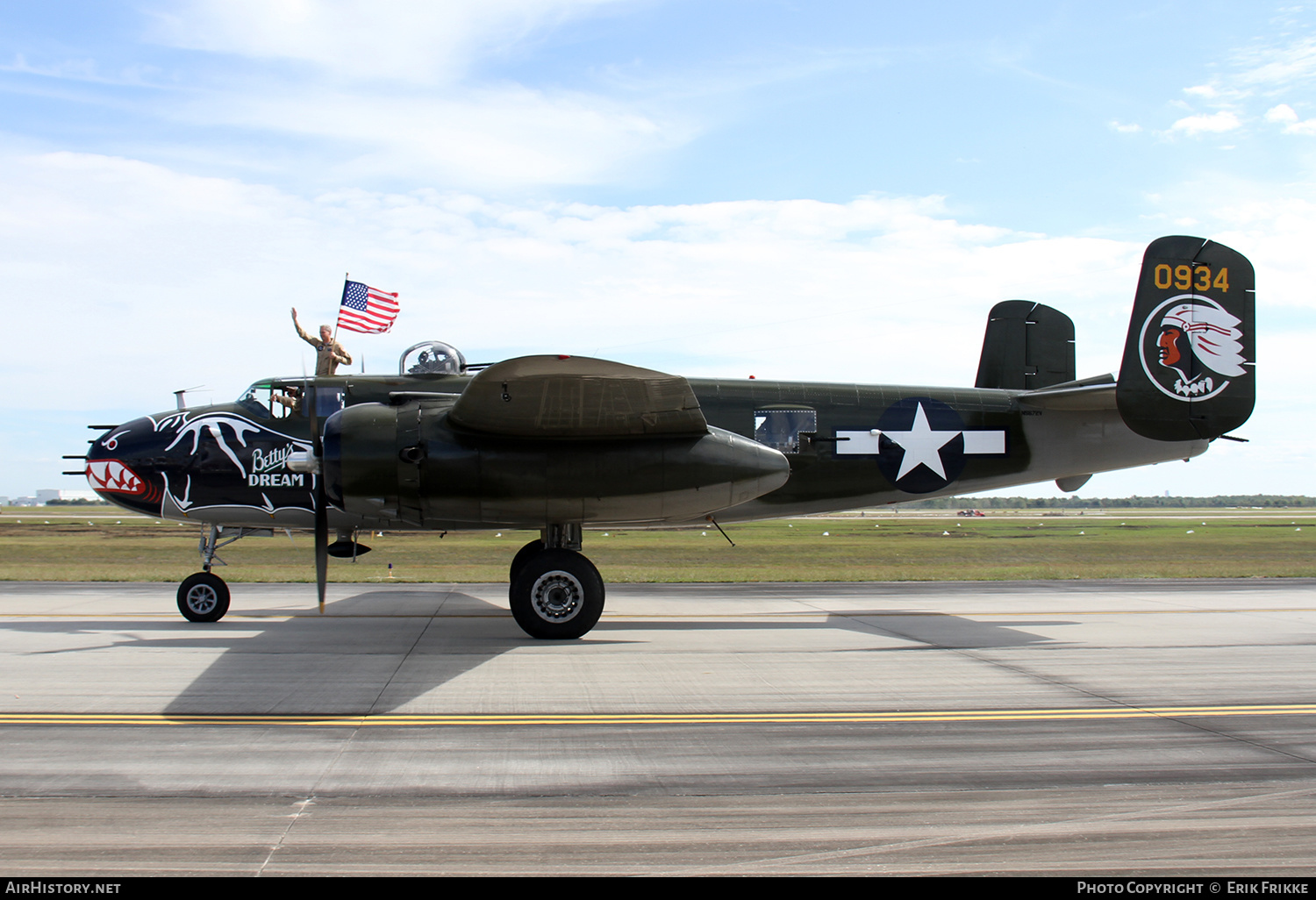 Aircraft Photo of N5672V / 0934 | North American B-25J Mitchell | USA - Air Force | AirHistory.net #451967