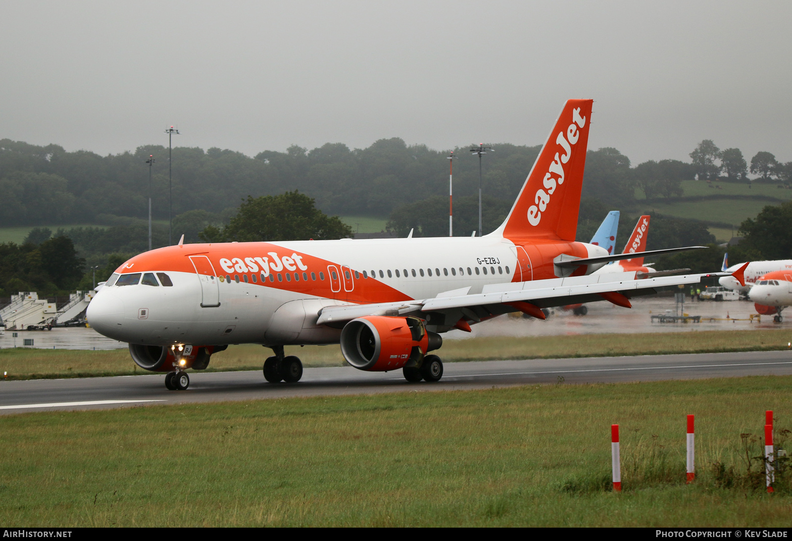 Aircraft Photo of G-EZBJ | Airbus A319-111 | EasyJet | AirHistory.net #452123