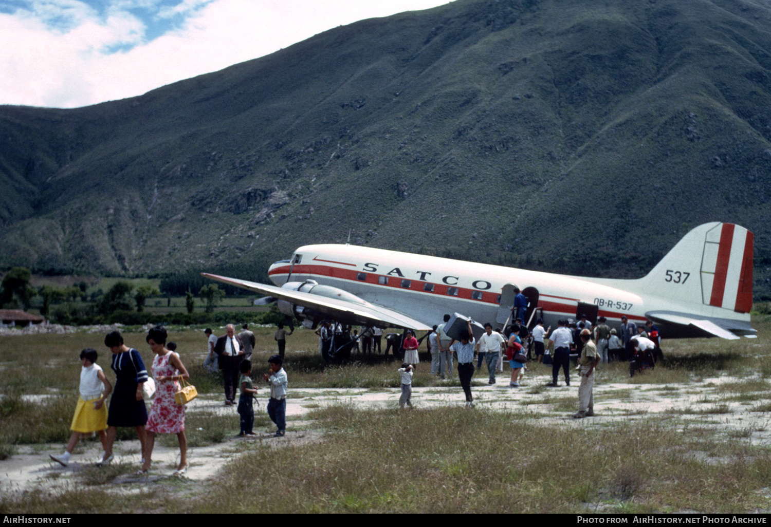 Aircraft Photo of OB-R-537 | Douglas DC-3A-279A | SATCO - Servicio Aéreo de Transportes Comerciales | AirHistory.net #452258