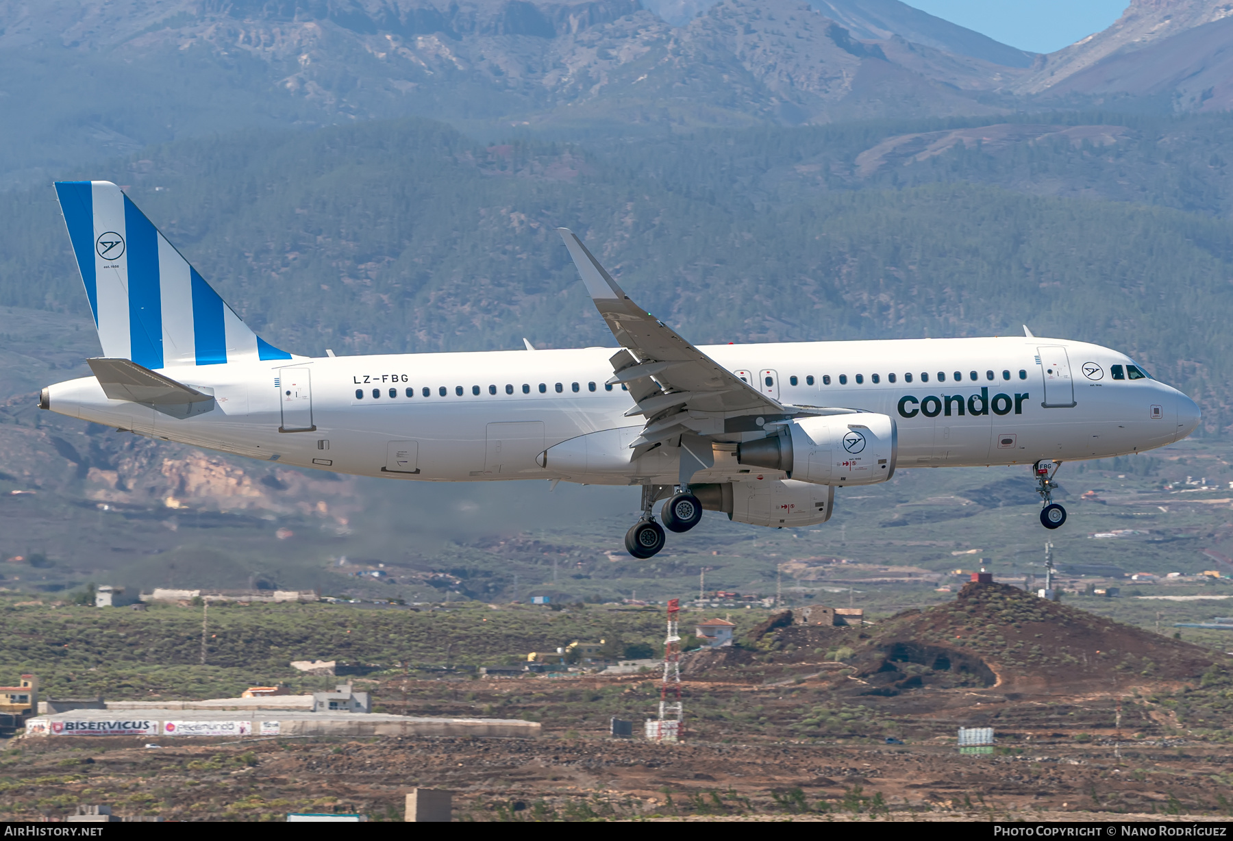 Aircraft Photo of LZ-FBG | Airbus A320-214 | Condor Flugdienst | AirHistory.net #452273