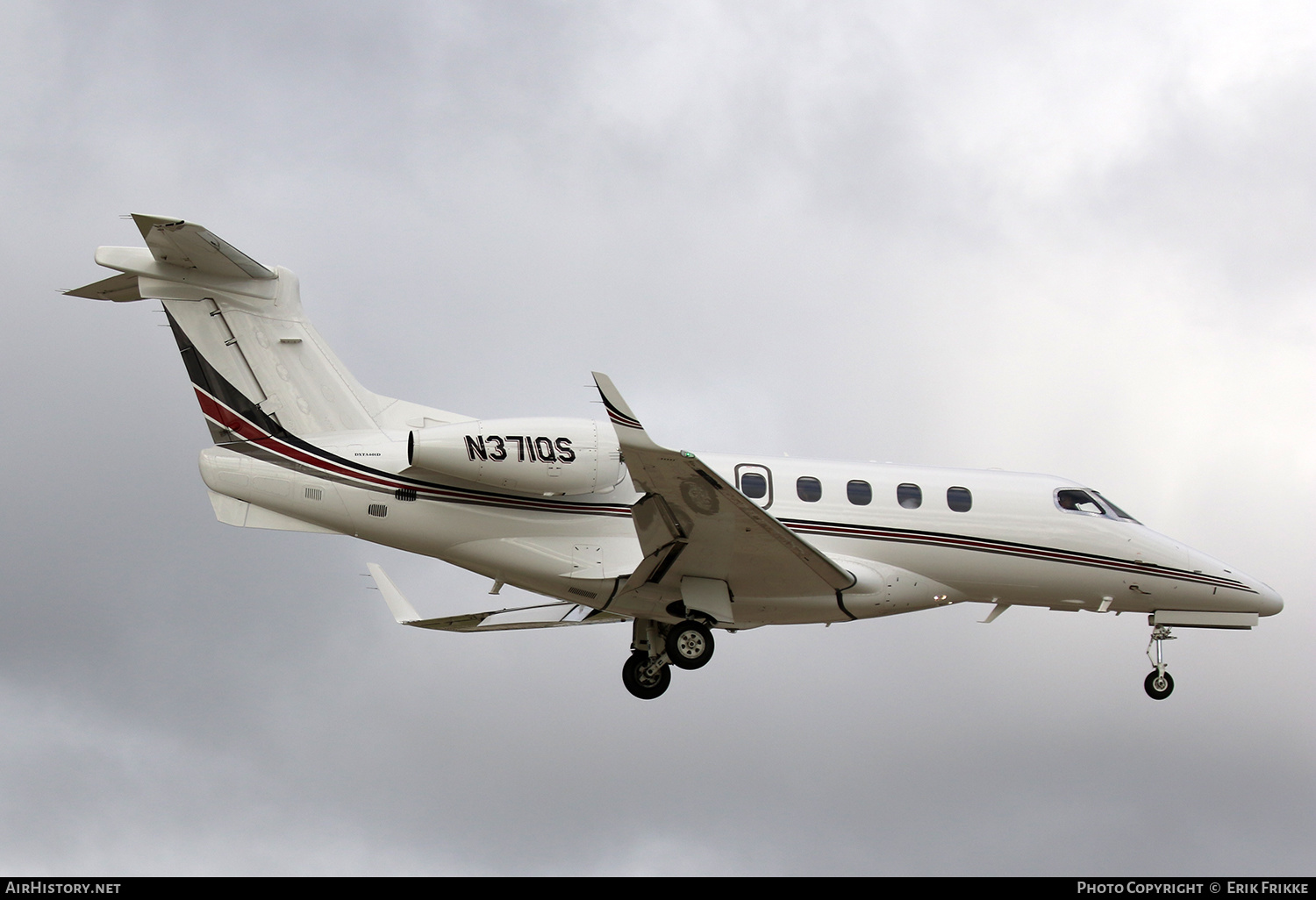 Aircraft Photo of N371QS | Embraer EMB-505 Phenom 300 | AirHistory.net #452304