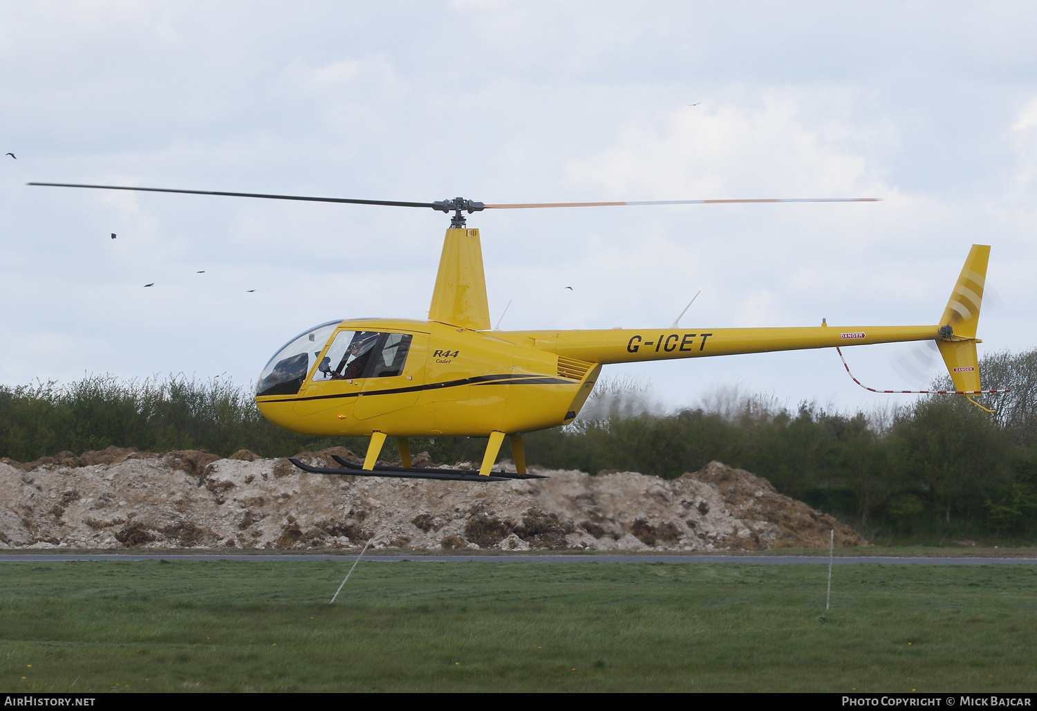 Aircraft Photo of G-ICET | Robinson R-44 Cadet | AirHistory.net #452339