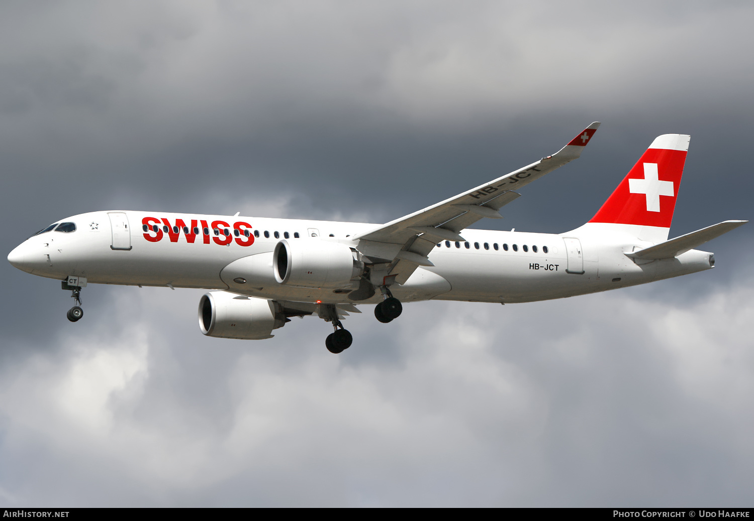 Aircraft Photo of HB-JCT | Airbus A220-371 (BD-500-1A11) | Swiss International Air Lines | AirHistory.net #452411