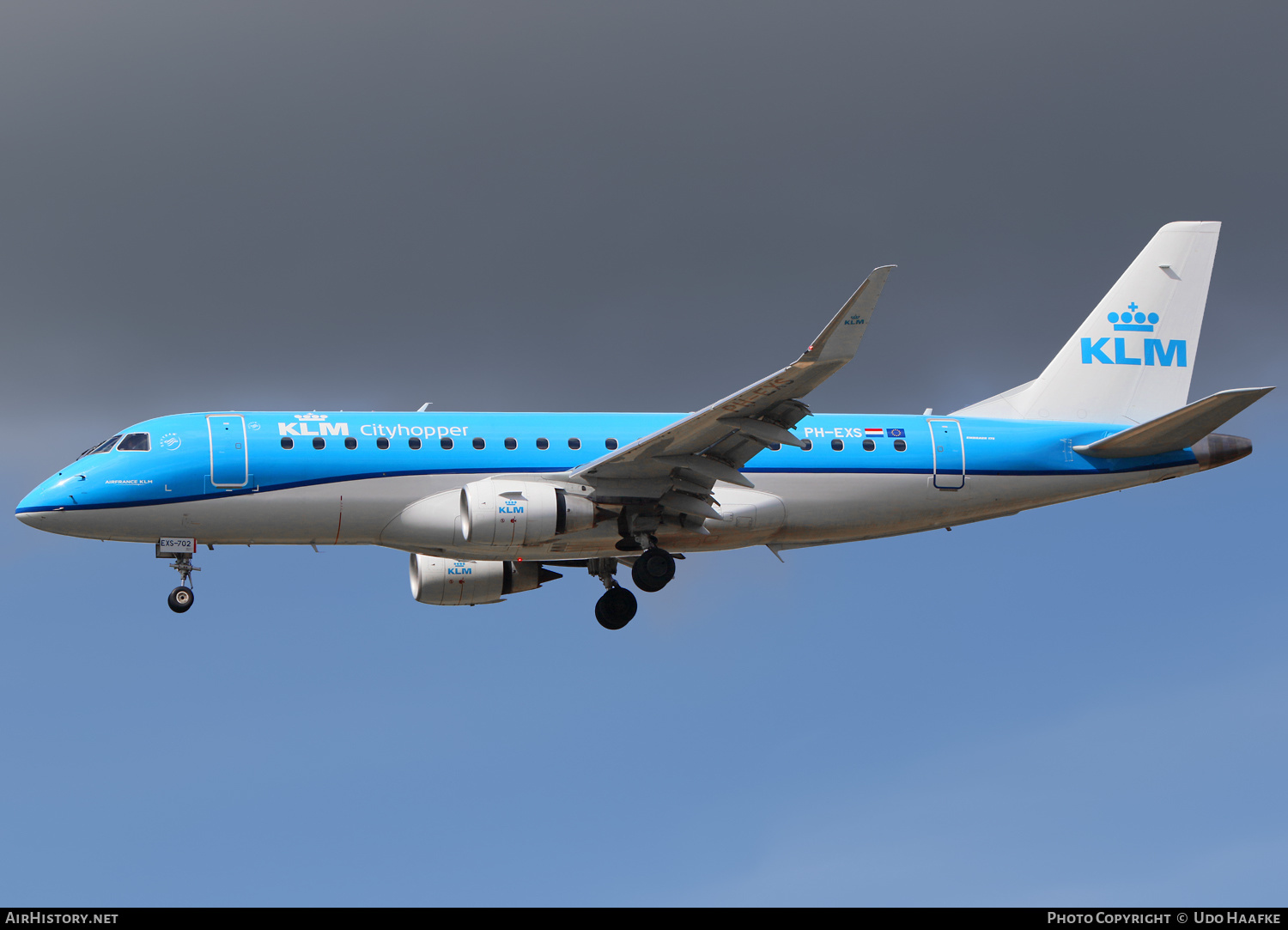 Aircraft Photo of PH-EXS | Embraer 175STD (ERJ-170-200STD) | KLM Cityhopper | AirHistory.net #452416