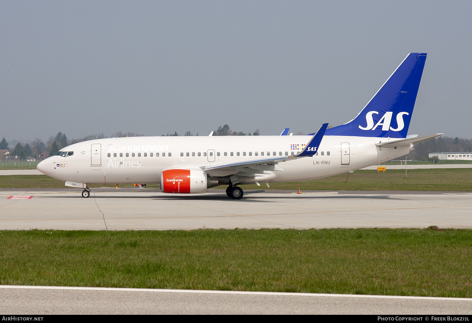 Aircraft Photo of LN-RNU | Boeing 737-783 | Scandinavian Airlines - SAS | AirHistory.net #452455