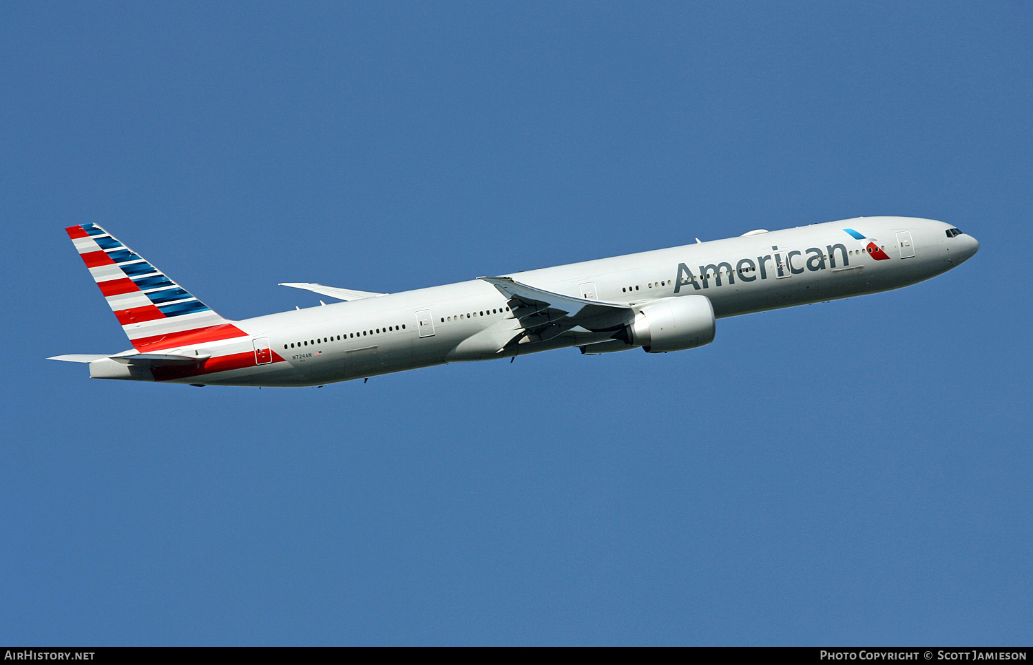 Aircraft Photo of N724AN | Boeing 777-323/ER | American Airlines | AirHistory.net #452476