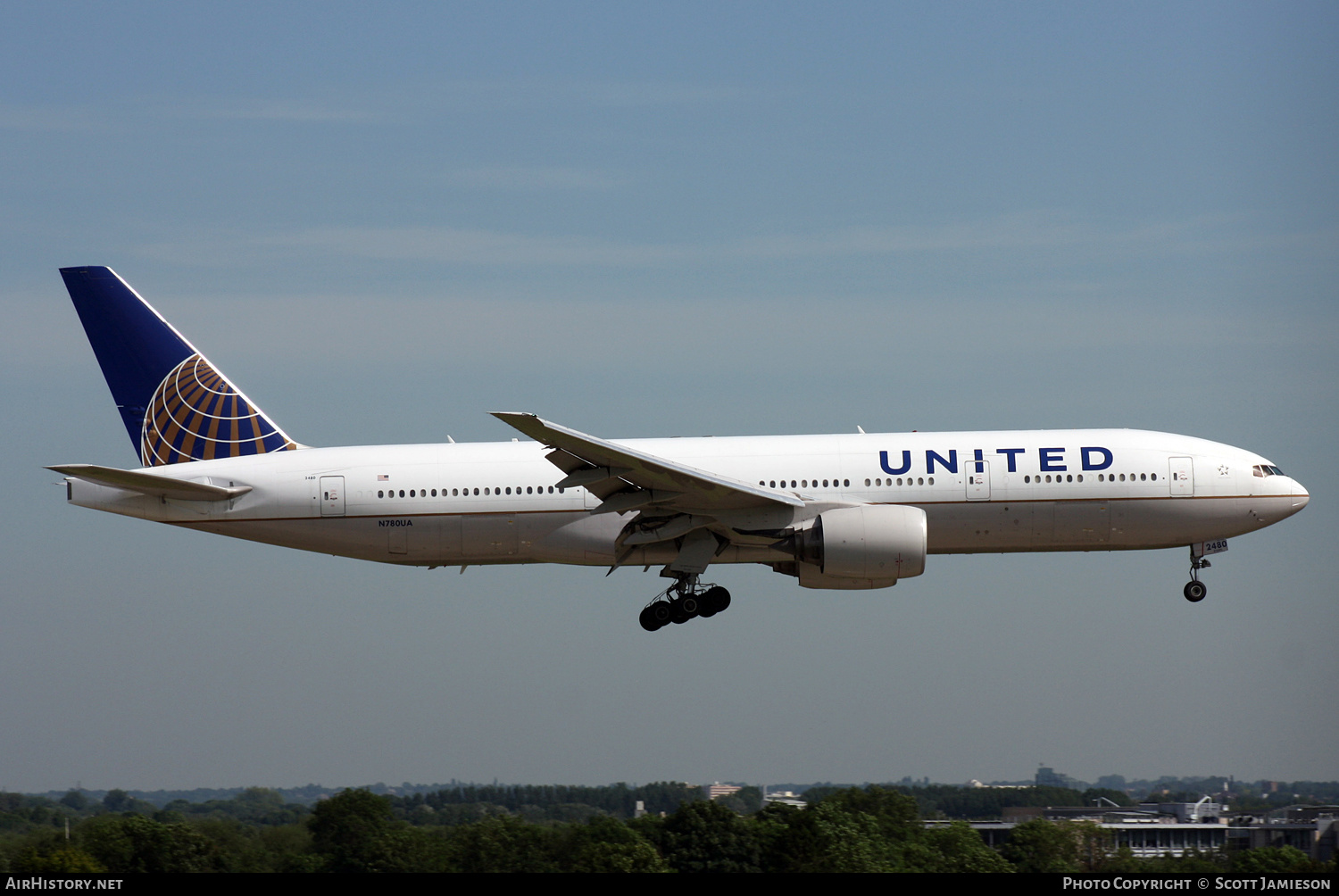 Aircraft Photo of N780UA | Boeing 777-222 | United Airlines | AirHistory.net #452477