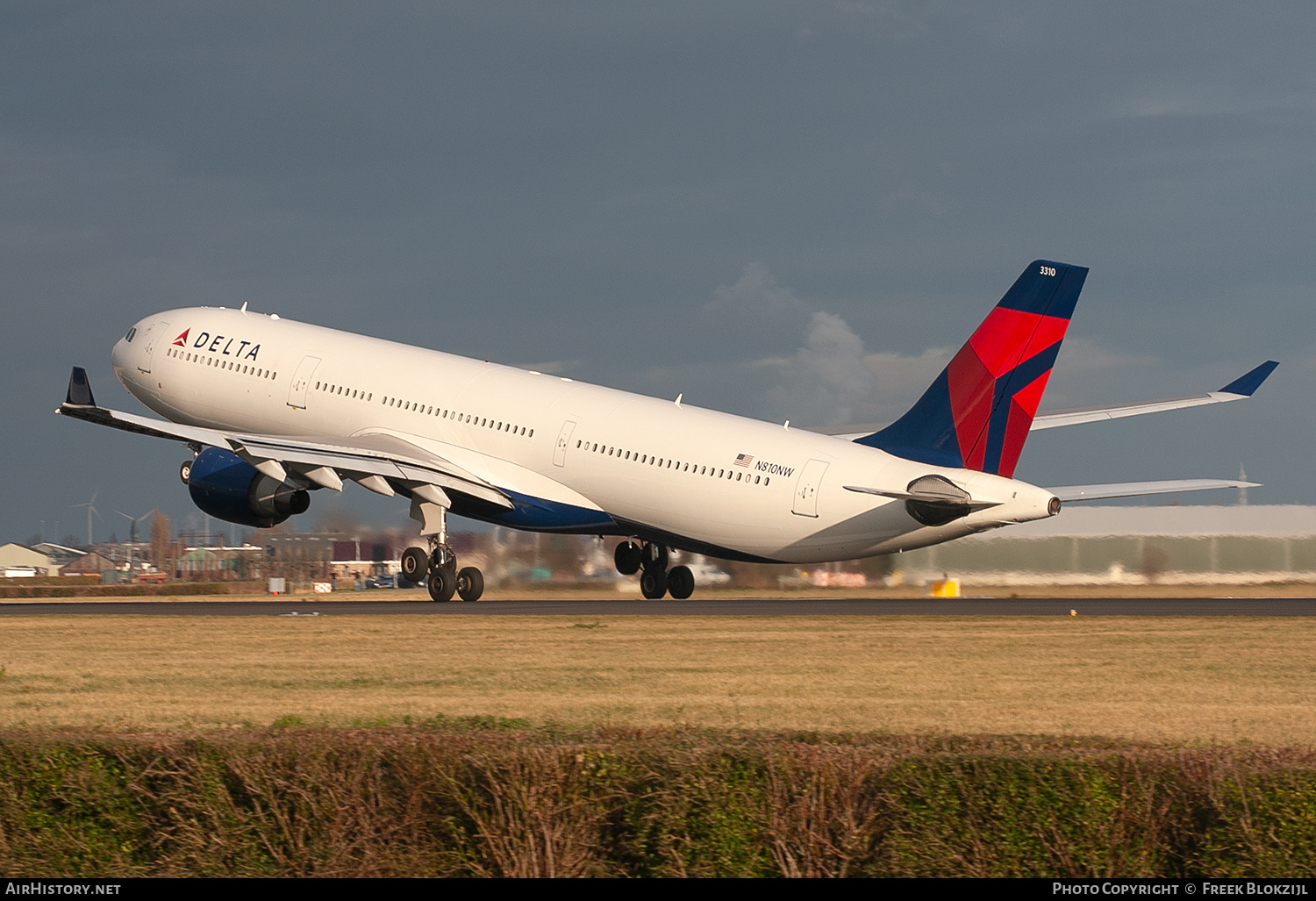 Aircraft Photo of N810NW | Airbus A330-323 | Delta Air Lines | AirHistory.net #452535