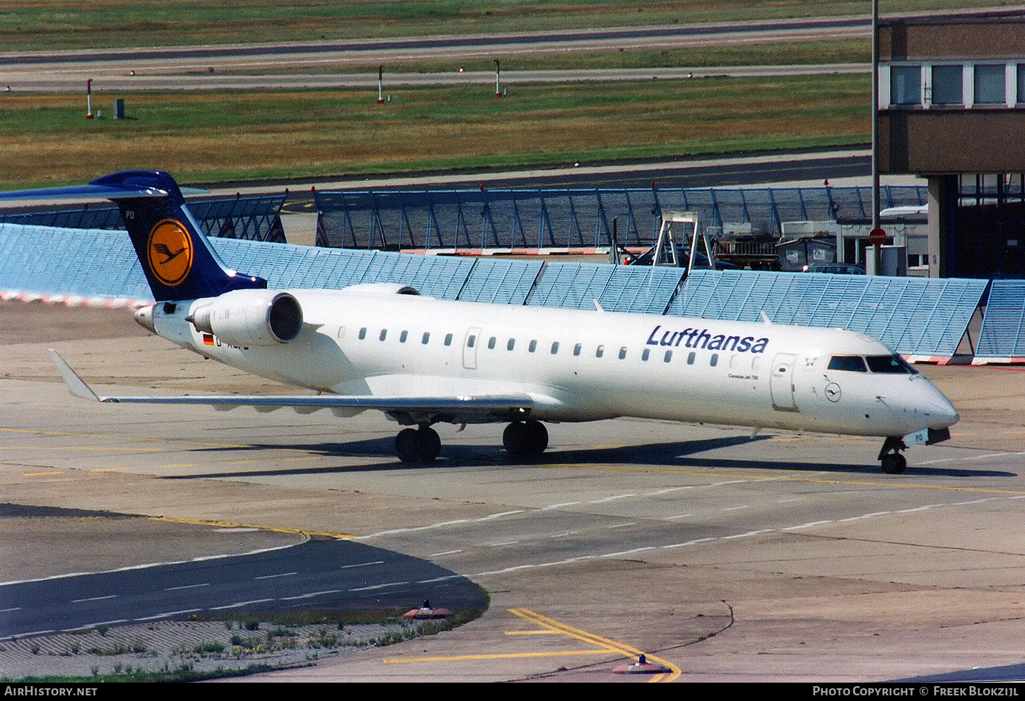 Aircraft Photo of D-ACPD | Bombardier CRJ-701ER (CL-600-2C10) | Lufthansa Regional | AirHistory.net #452536