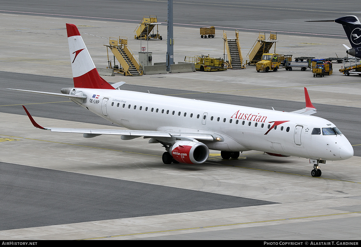 Aircraft Photo of OE-LWP | Embraer 195LR (ERJ-190-200LR) | Austrian Airlines | AirHistory.net #452609