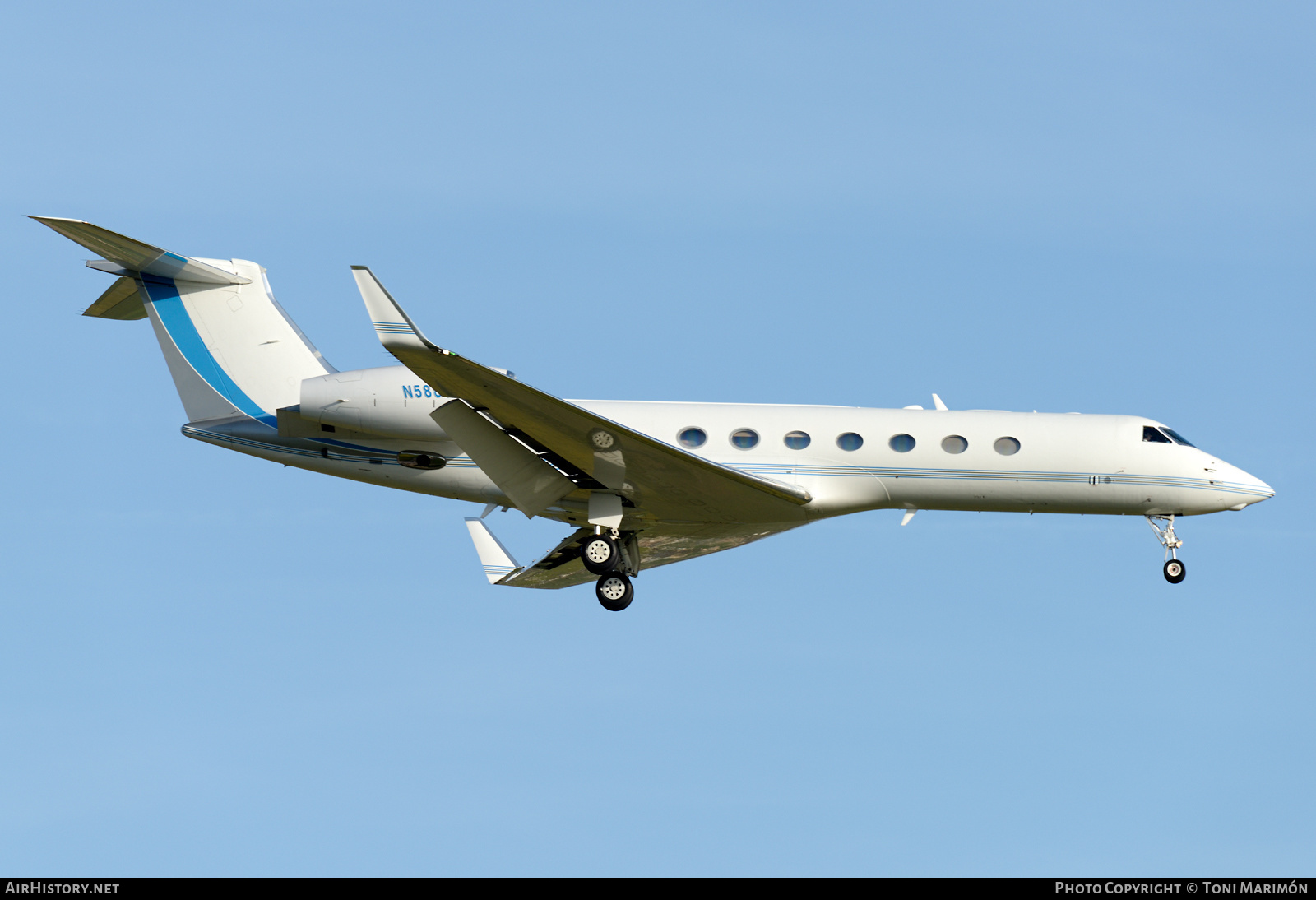 Aircraft Photo of N588TN | Gulfstream Aerospace G-V-SP Gulfstream G550 | AirHistory.net #452649