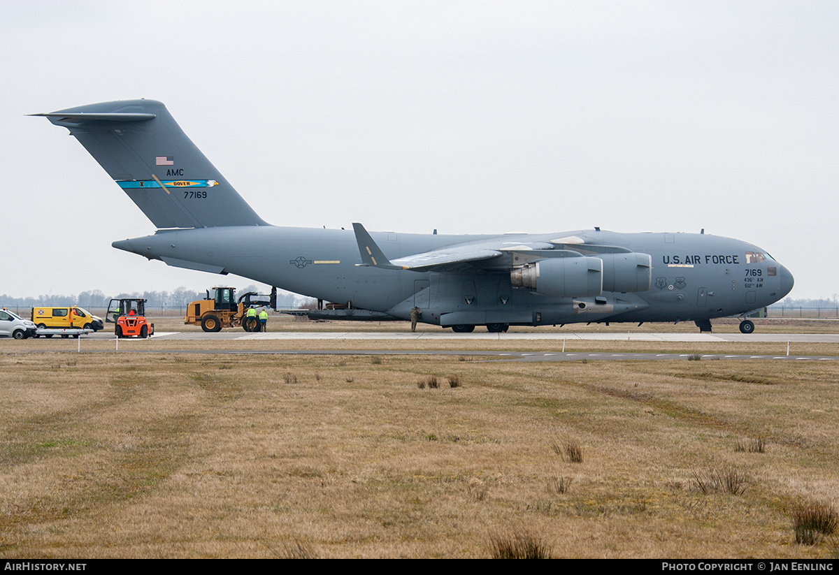 Aircraft Photo of 07-7169 / 77169 | Boeing C-17A Globemaster III | USA - Air Force | AirHistory.net #452682