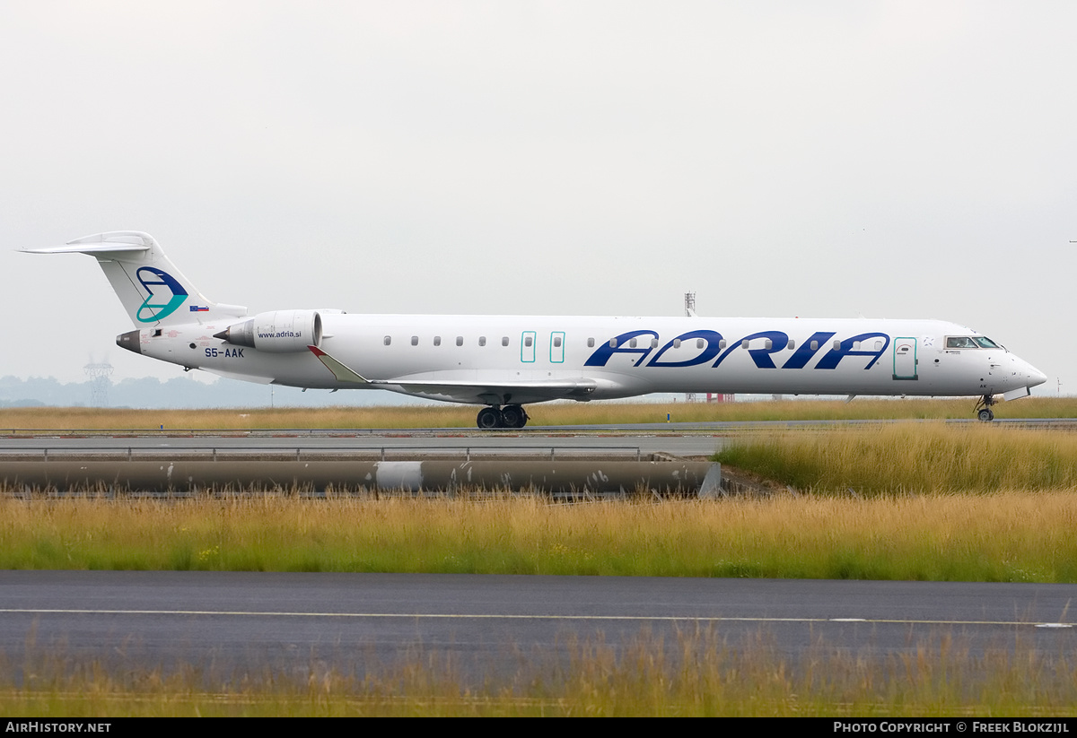Aircraft Photo of S5-AAK | Bombardier CRJ-900 (CL-600-2D24) | Adria Airways | AirHistory.net #452782